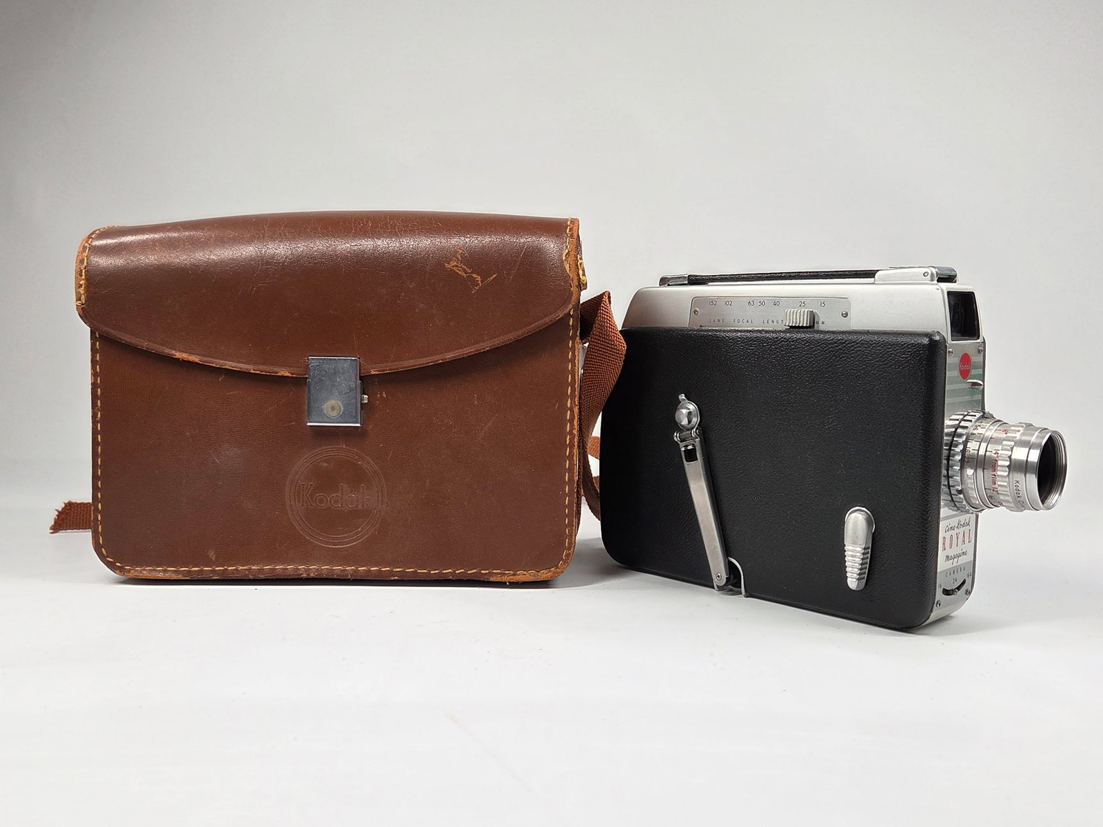 VINTAGE CINE KODAK ROYAL MAGAZINE CAMERA (1 of 8)
