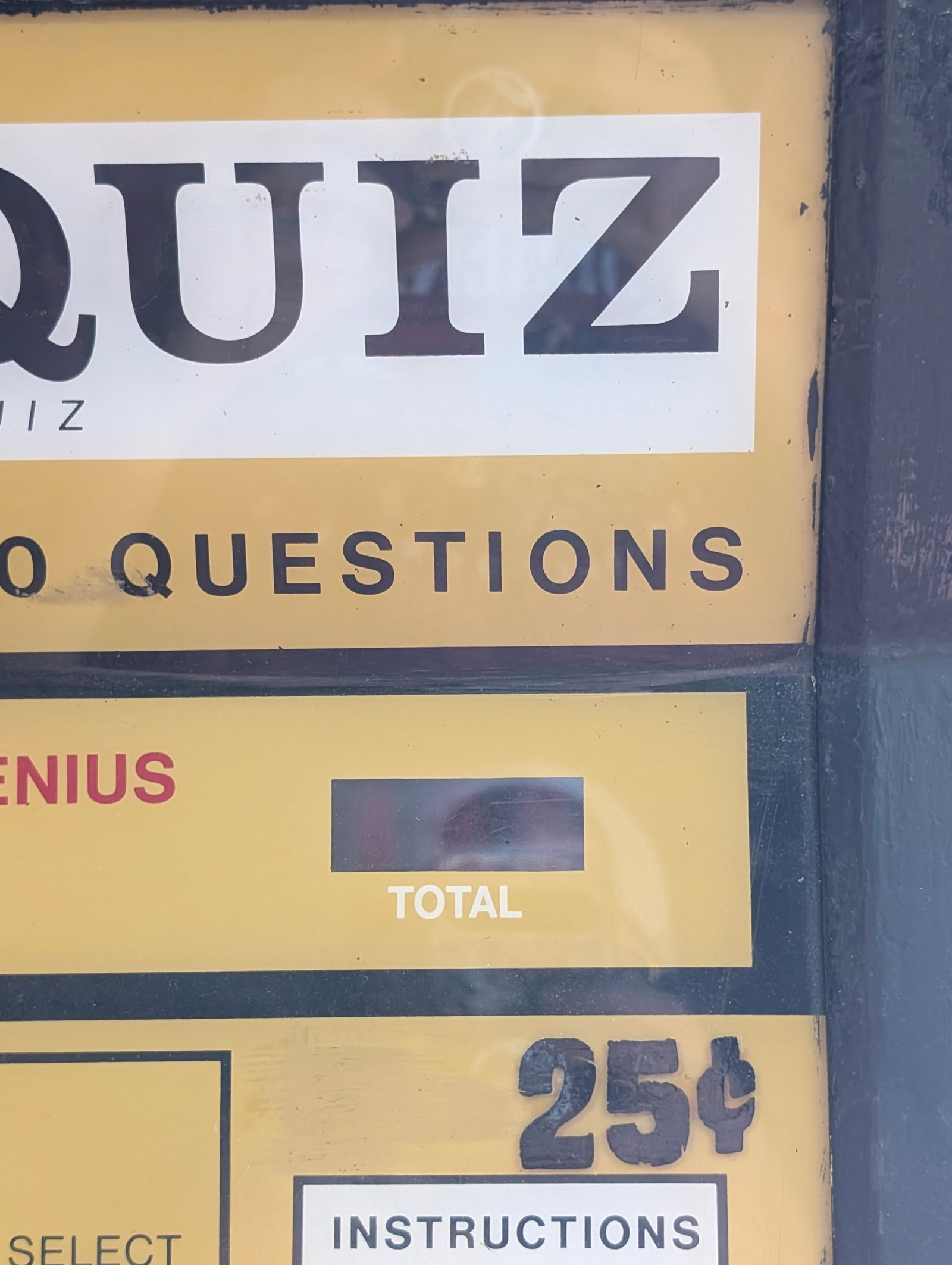 VINTAGE COMPUTER QUIZ ELECTRONIC GAME - 7