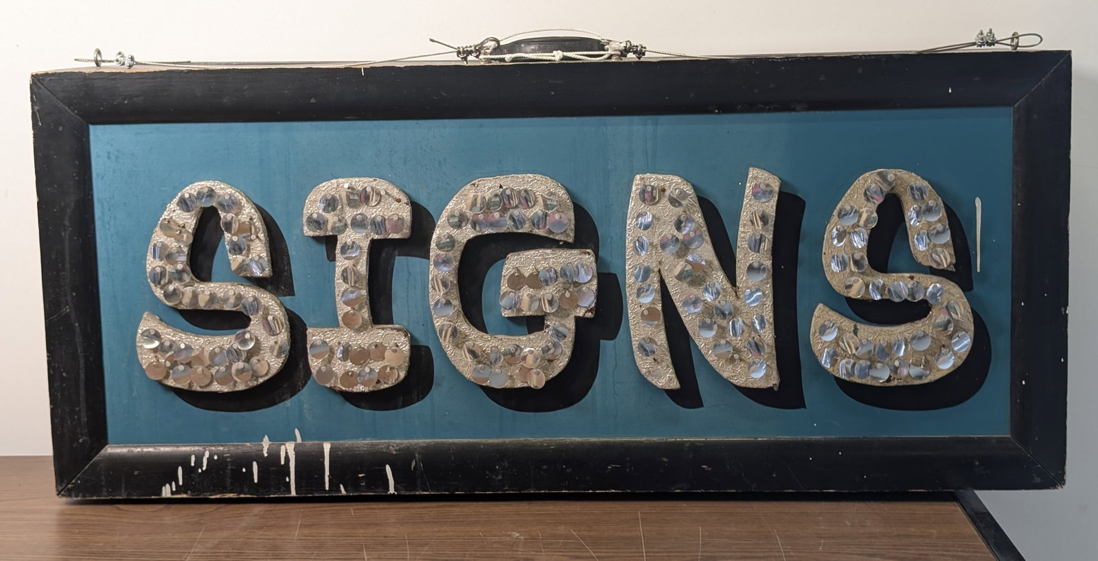 LARGE HEAVY METAL BOX SIGN FOR "SIGNS" (1 of 9)