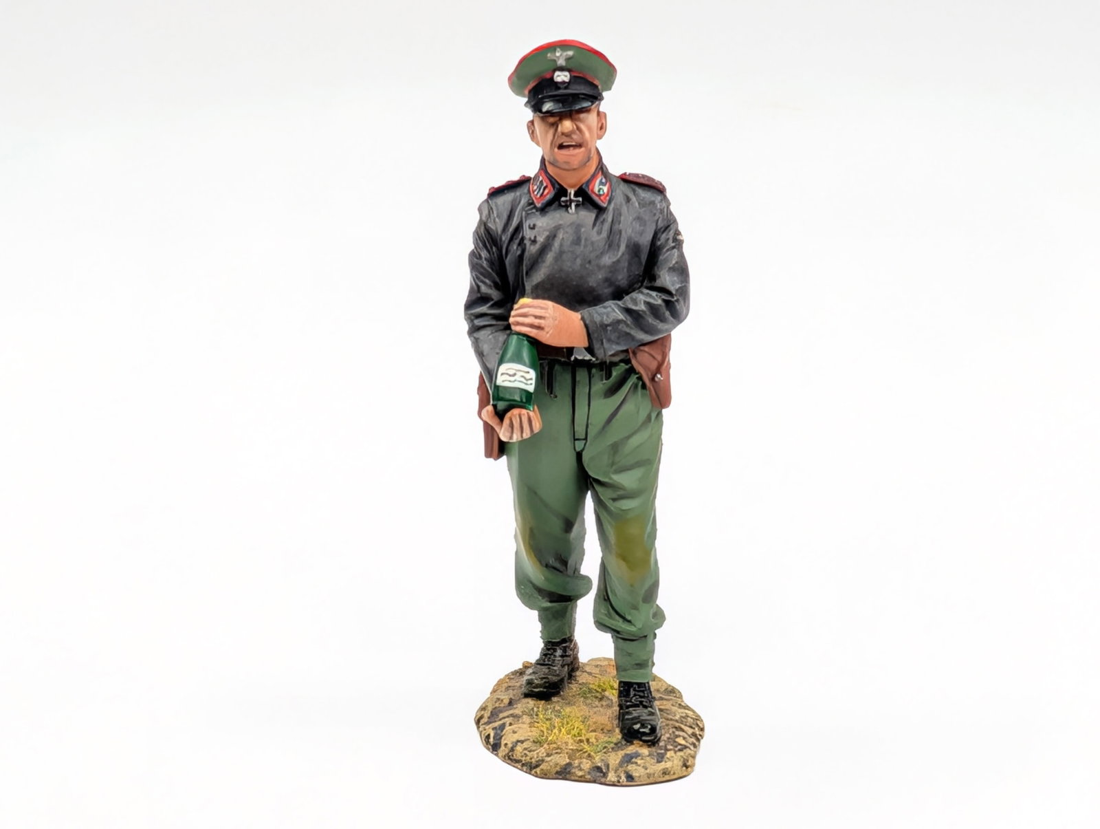 THOMAS GUNN MINIATURES SOLDIER - 2