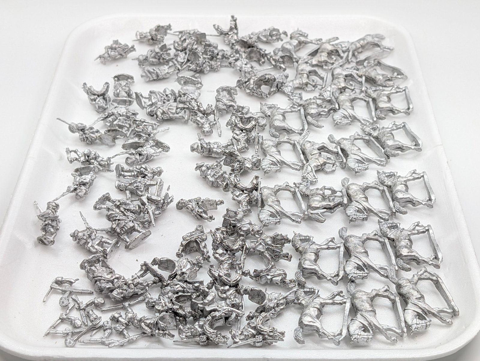 UNUSED FRENCH & INDIAN WAR INDIAN FIGURES (1 of 7)