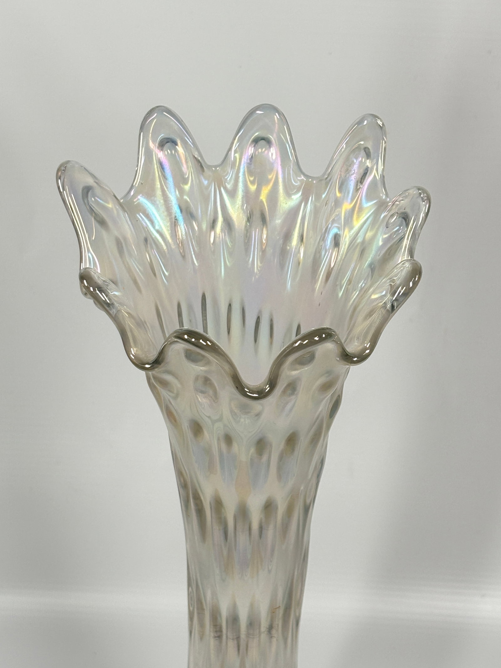 WHITE RUSTIC MID-SIZE VASE - 2
