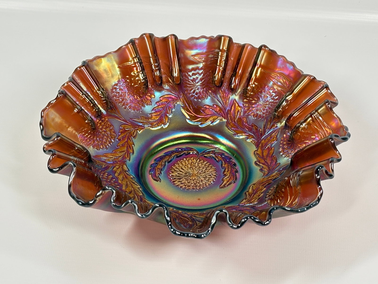 ELECTRIC PURPLE FENTON 3/1 EDGE 10 MUMS BOWL: REMAINS IN VERY GOOD CONDITION, NO CHIPS OR CRACKS.