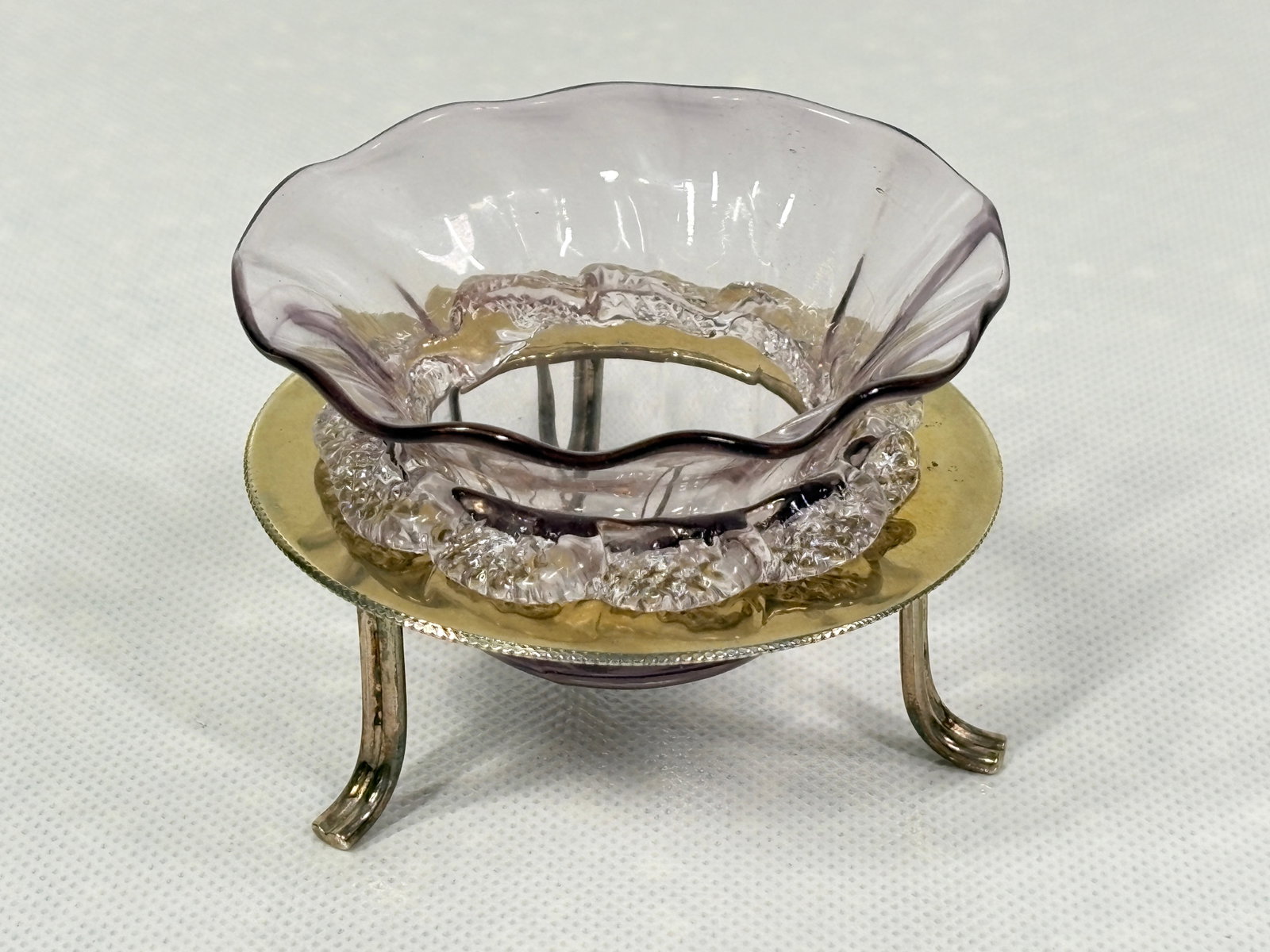 ANTIQUE VICTORIAN AMETHYST GLASS OPEN SALT DIP W/ SILVER PLATE: GLASS REMAINS IN GOOD CONDITION, NO CHIPS OR CRACKS. BASE HOLDER REMAINS IN GOOD POLISHED CONDITION.