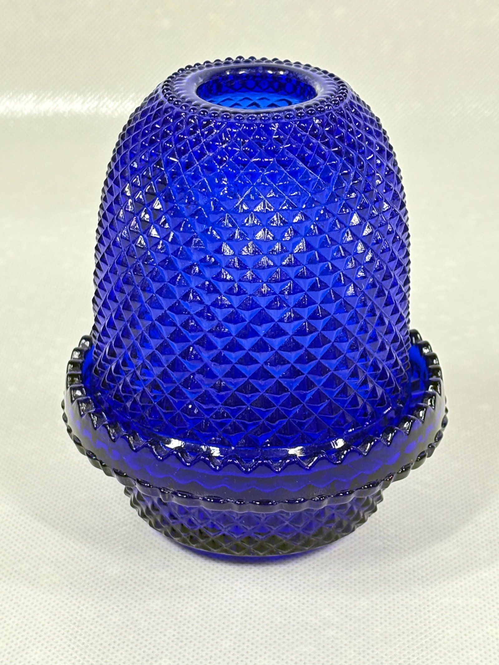 COBALT BLUE DIAMOND GLASS FAIRY LAMP: REMAINS IN VERY GOOD CONDITION. NO CHIPS OR CRACKS.