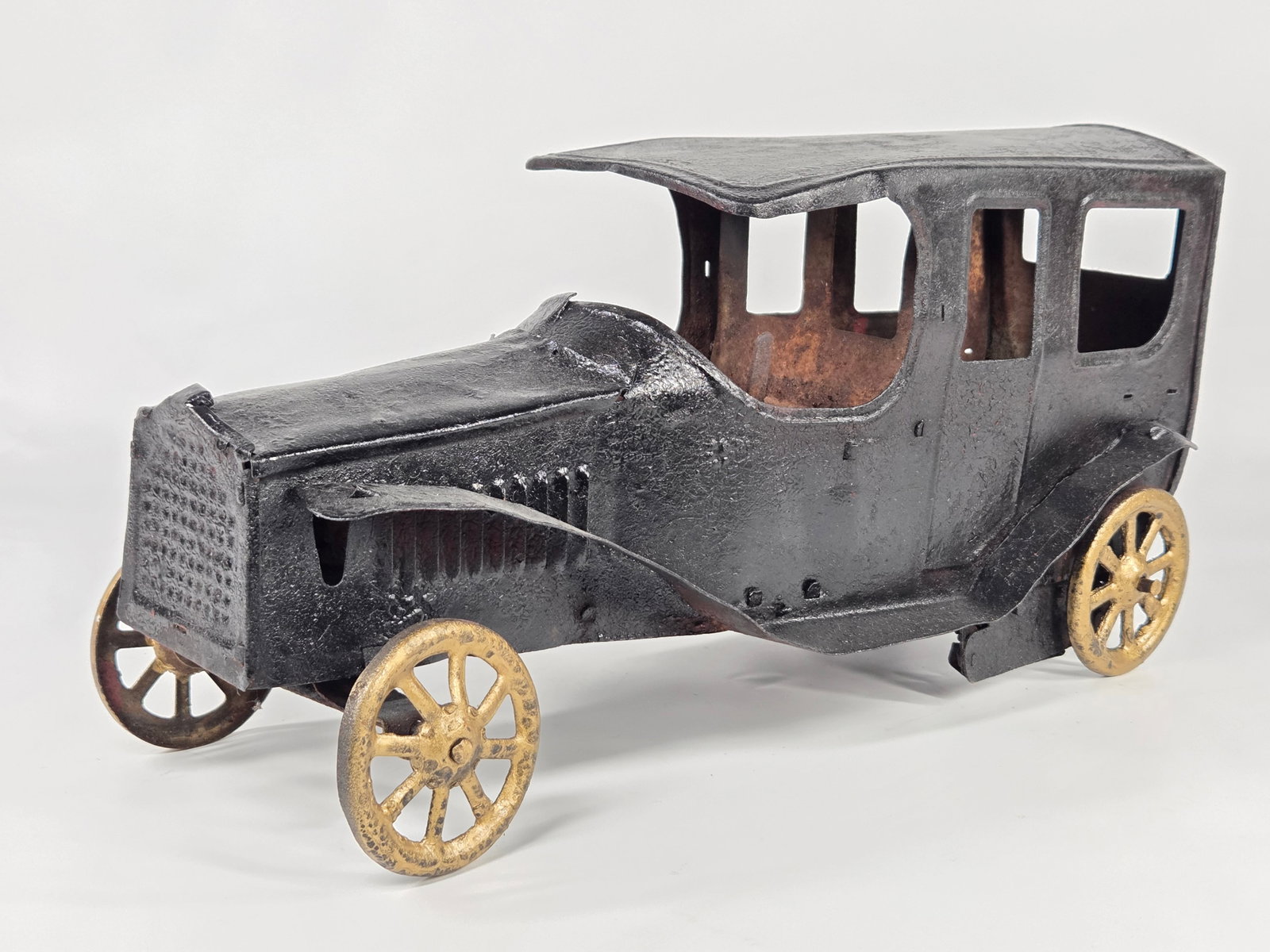ANTIQUE WIND UP TOURING CAR - FOR PARTS (1 of 4)