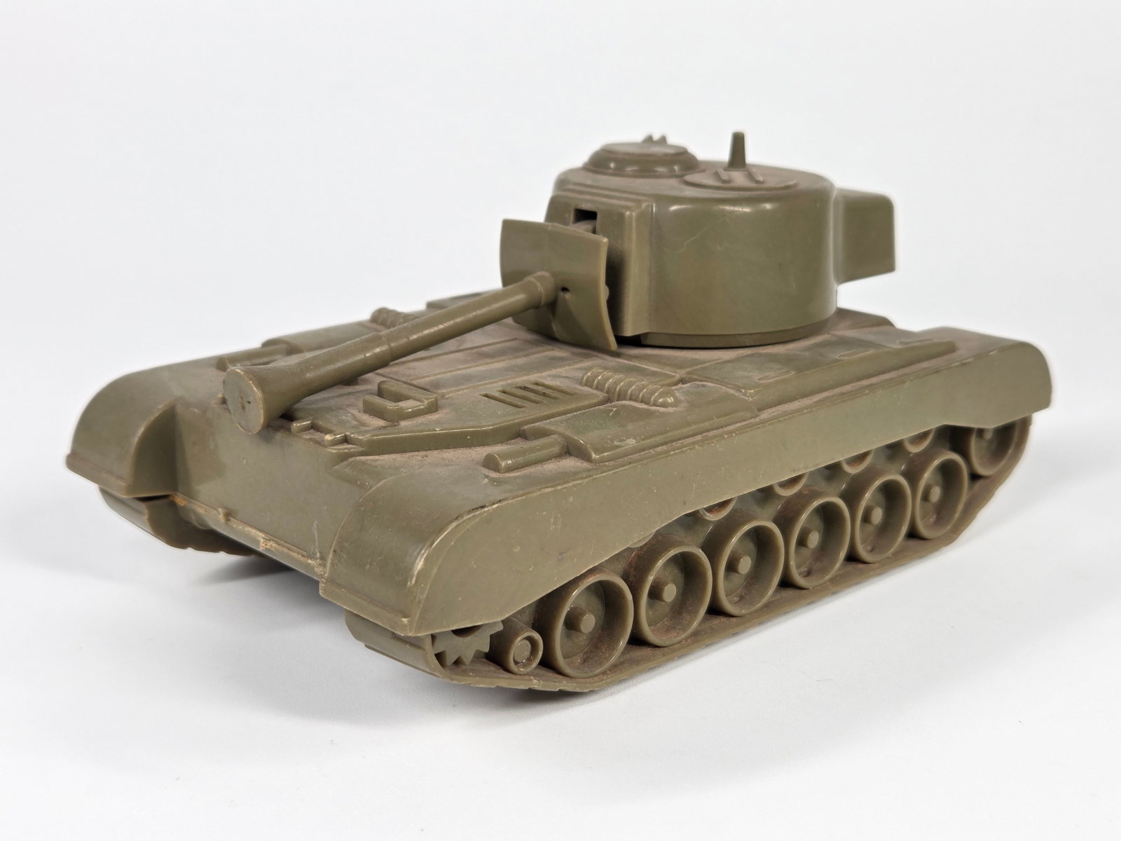 IDEAL PLASTIC US ARMY PATTON TANK (1 of 5)