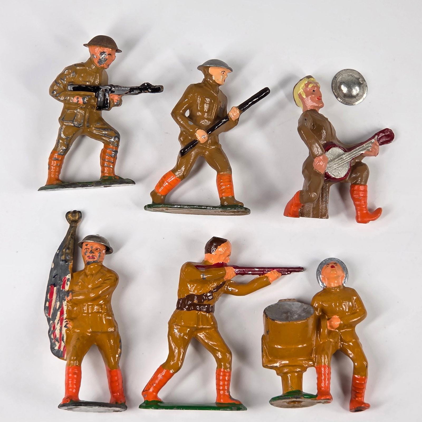 CONTEMPORARY MADE BARCLAY MANOIL STYLE LEAD SOLDIERS (1 of 4)