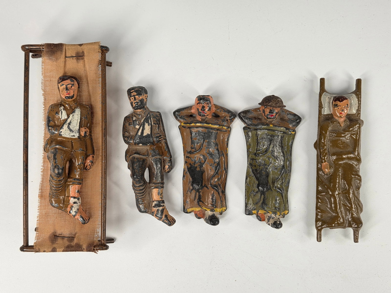 VARIOUS BARCLAY MANOIL LEAD WOUNDED SOLDIERS (1 of 5)