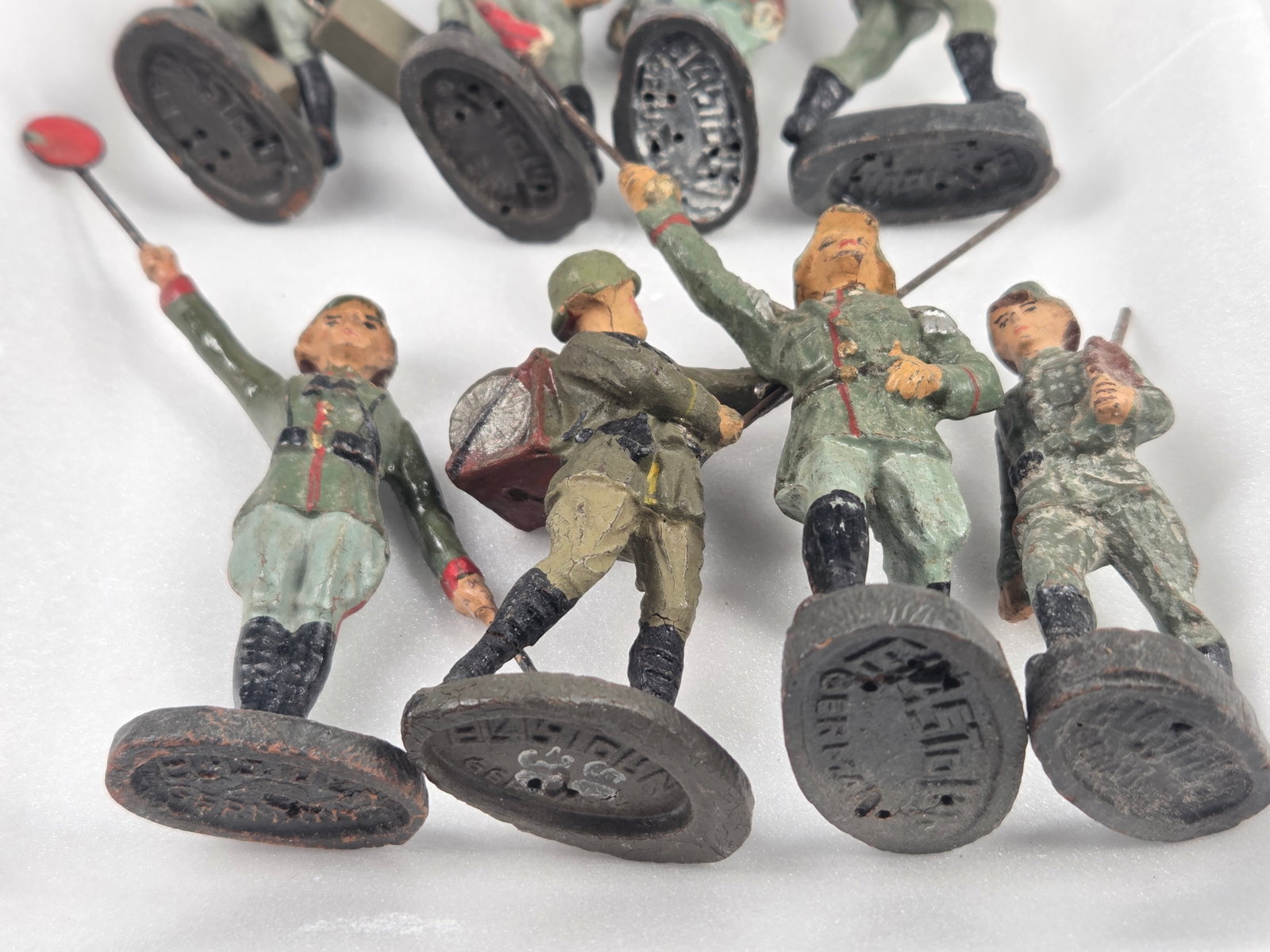VARIOUS ELASTOLIN COMPOSITION GERMAN SOLDIERS - 6