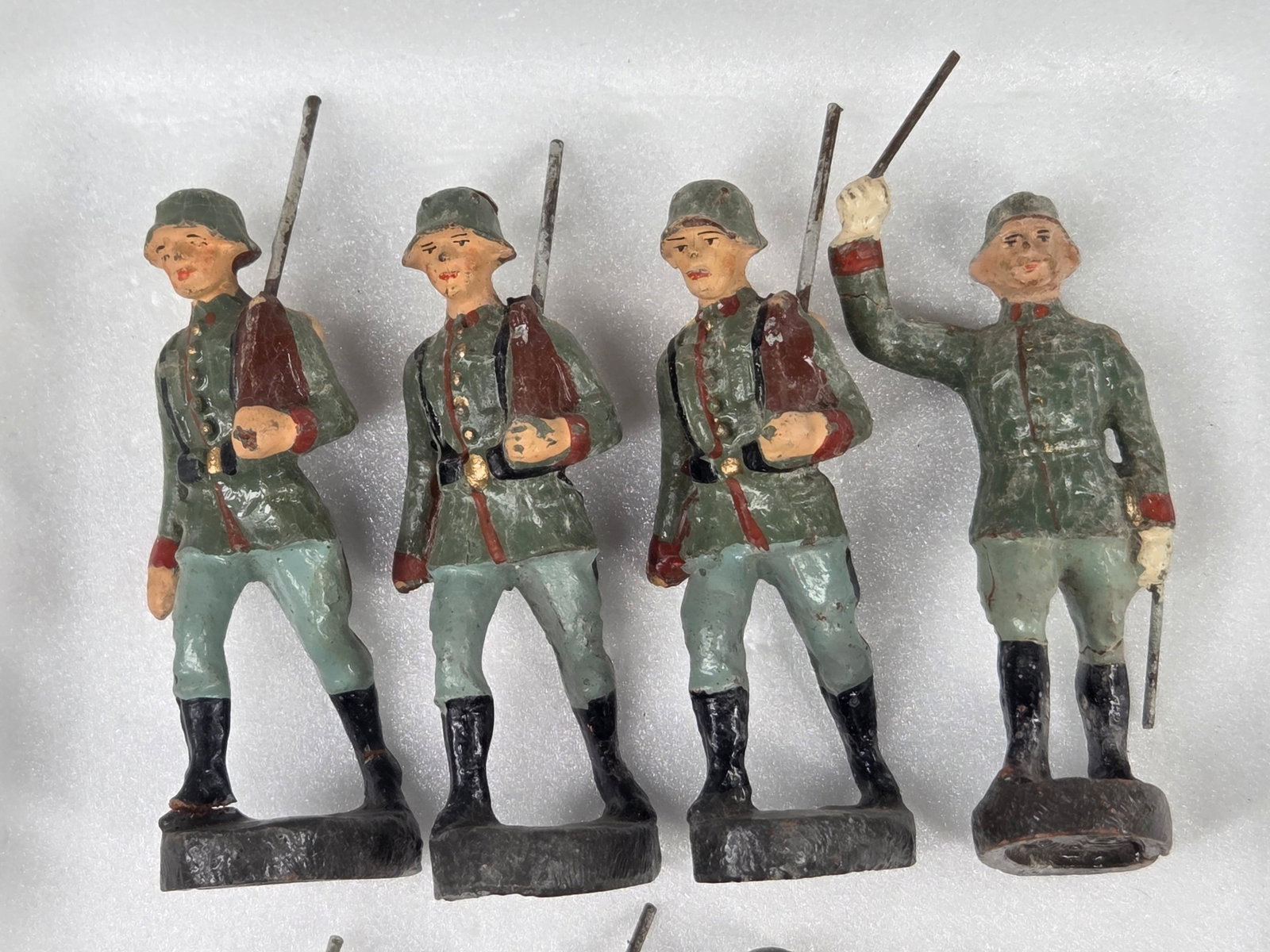 VARIOUS ELASTOLIN COMPOSITION GERMAN SOLDIERS - 2