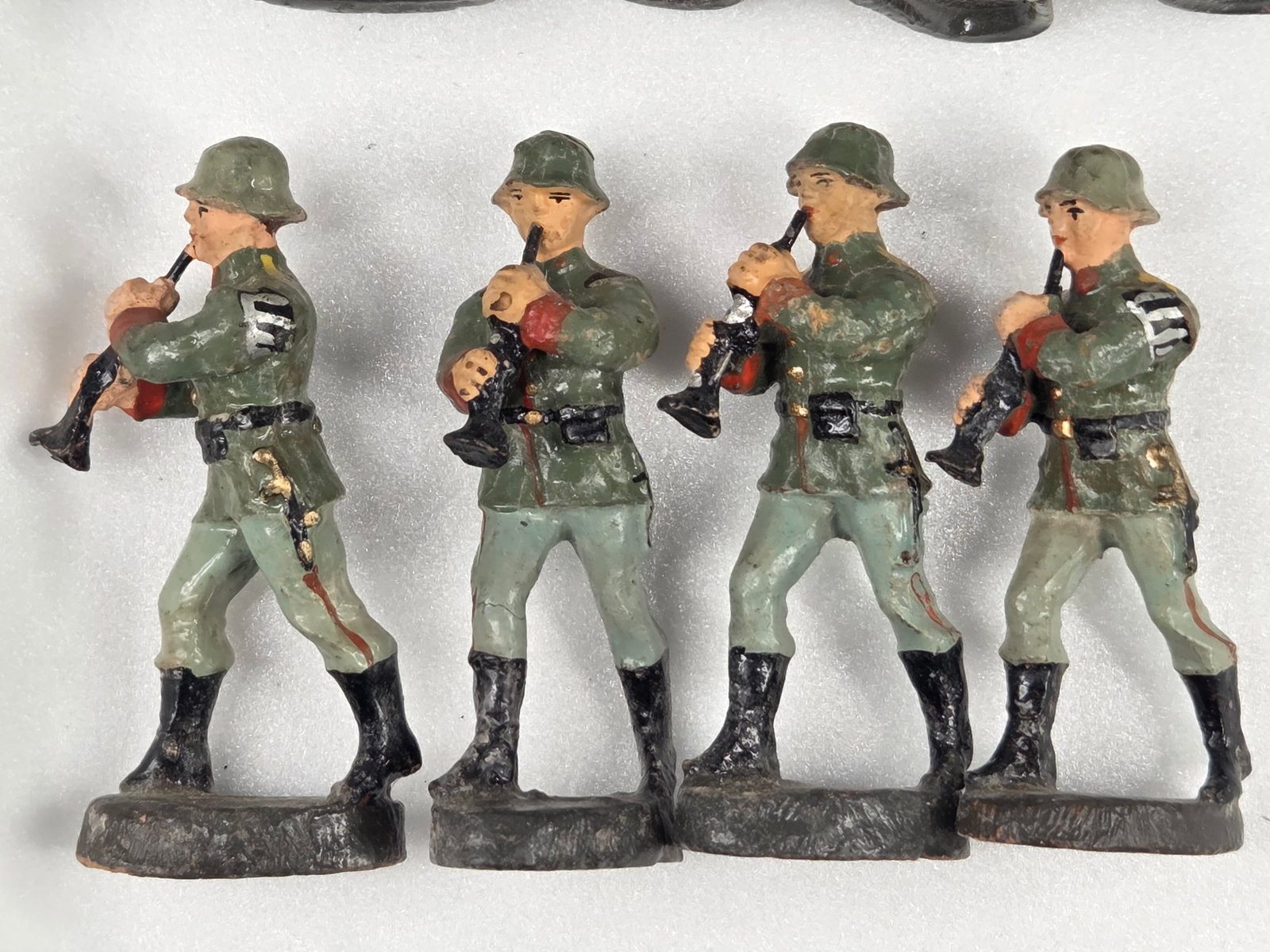 VARIOUS ELASTOLIN COMPOSITION GERMAN SOLDIERS - 3