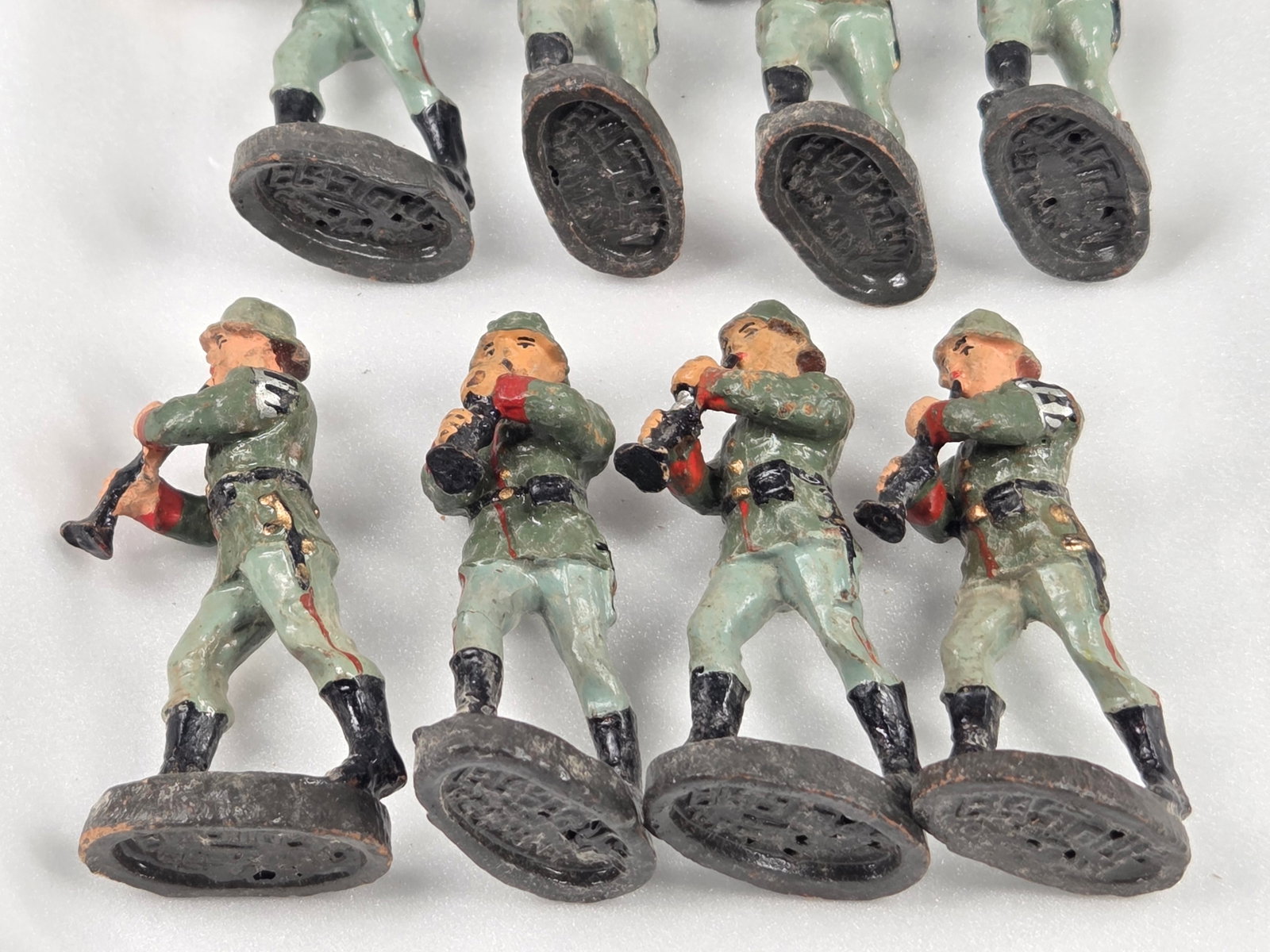 VARIOUS ELASTOLIN COMPOSITION GERMAN SOLDIERS - 4