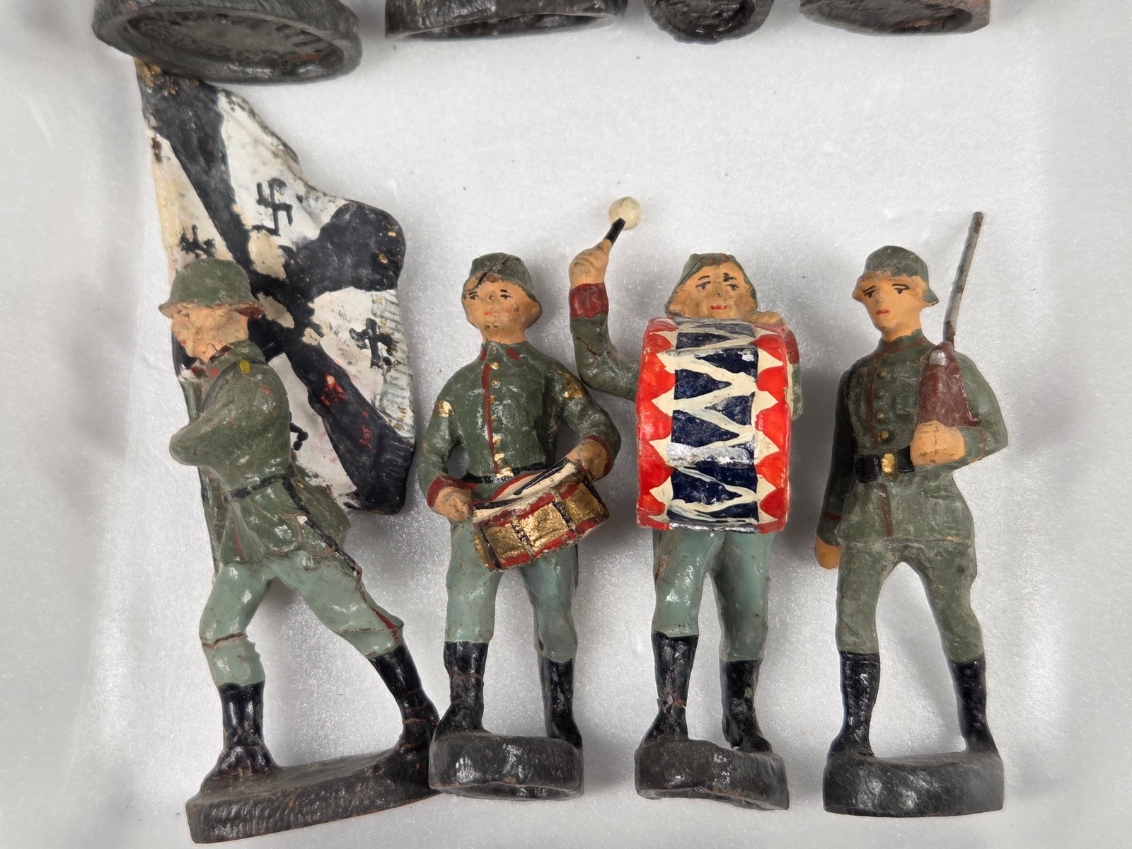 VARIOUS ELASTOLIN COMPOSITION GERMAN SOLDIERS - 3