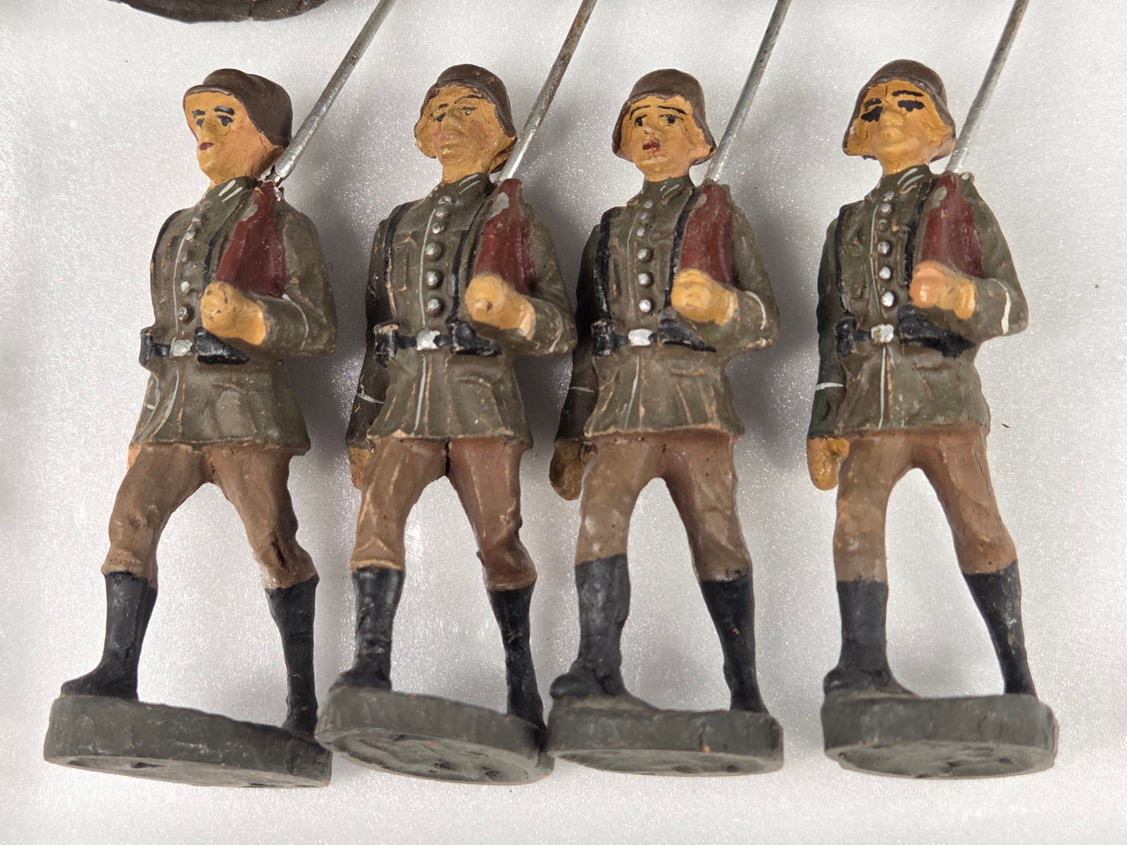 VARIOUS ELASTOLIN COMPOSITION GERMAN SOLDIERS - 3