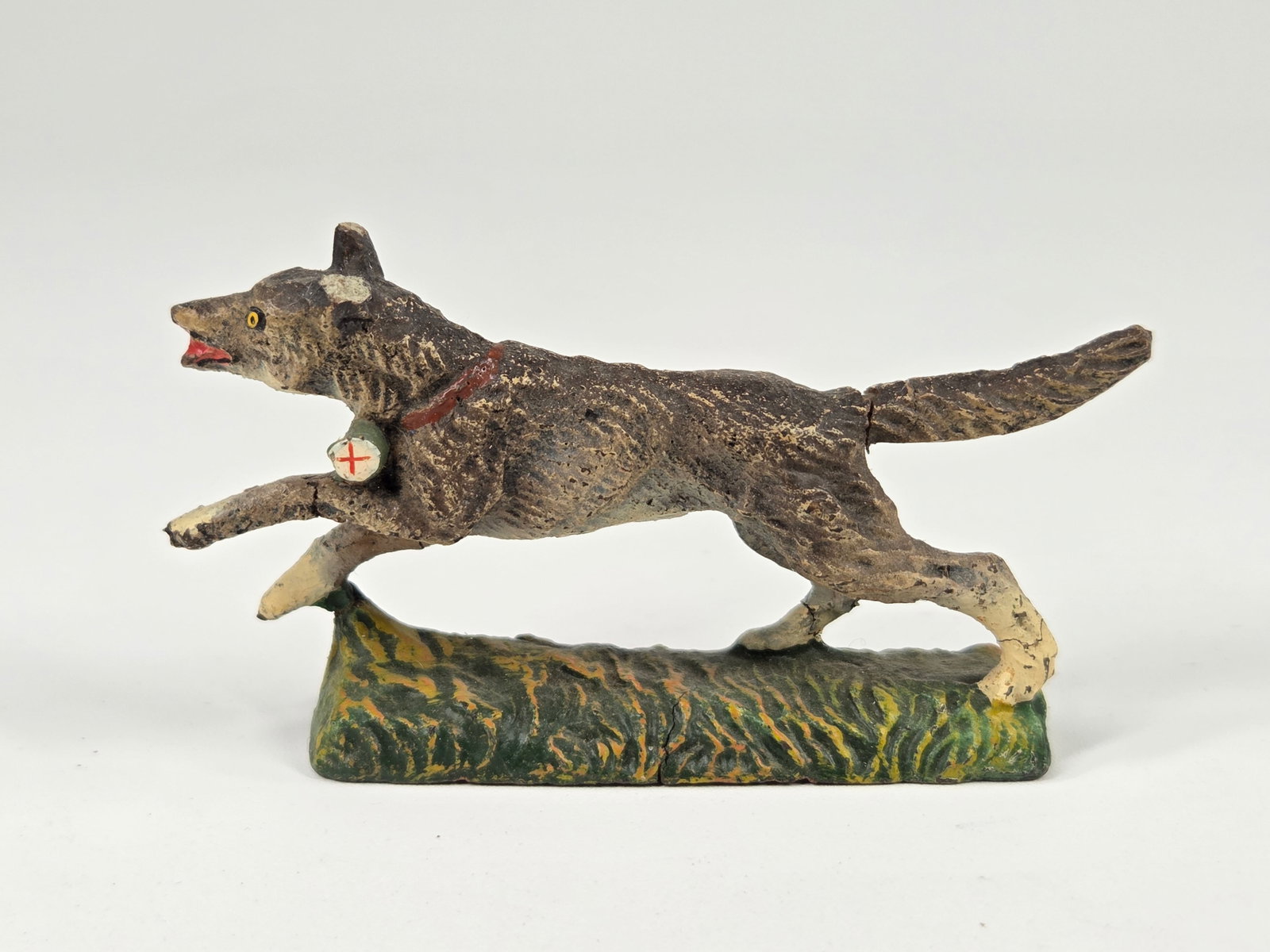 GERMAN ELASTOLIN SOLDIER W/ DOGS - 7