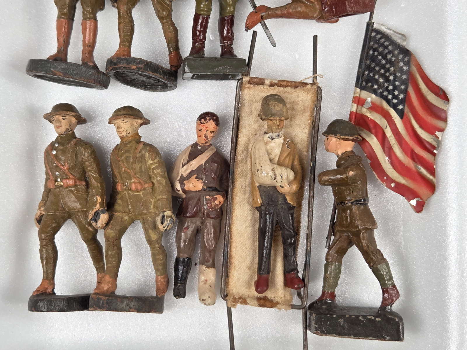 VARIOUS GERMAN ELASTOLIN COMPOSITION SOLDIERS - 3