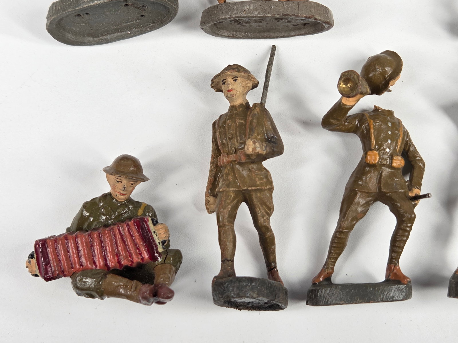 VARIOUS GERMAN ELASTOLIN COMPOSITION SOLDIERS - 3