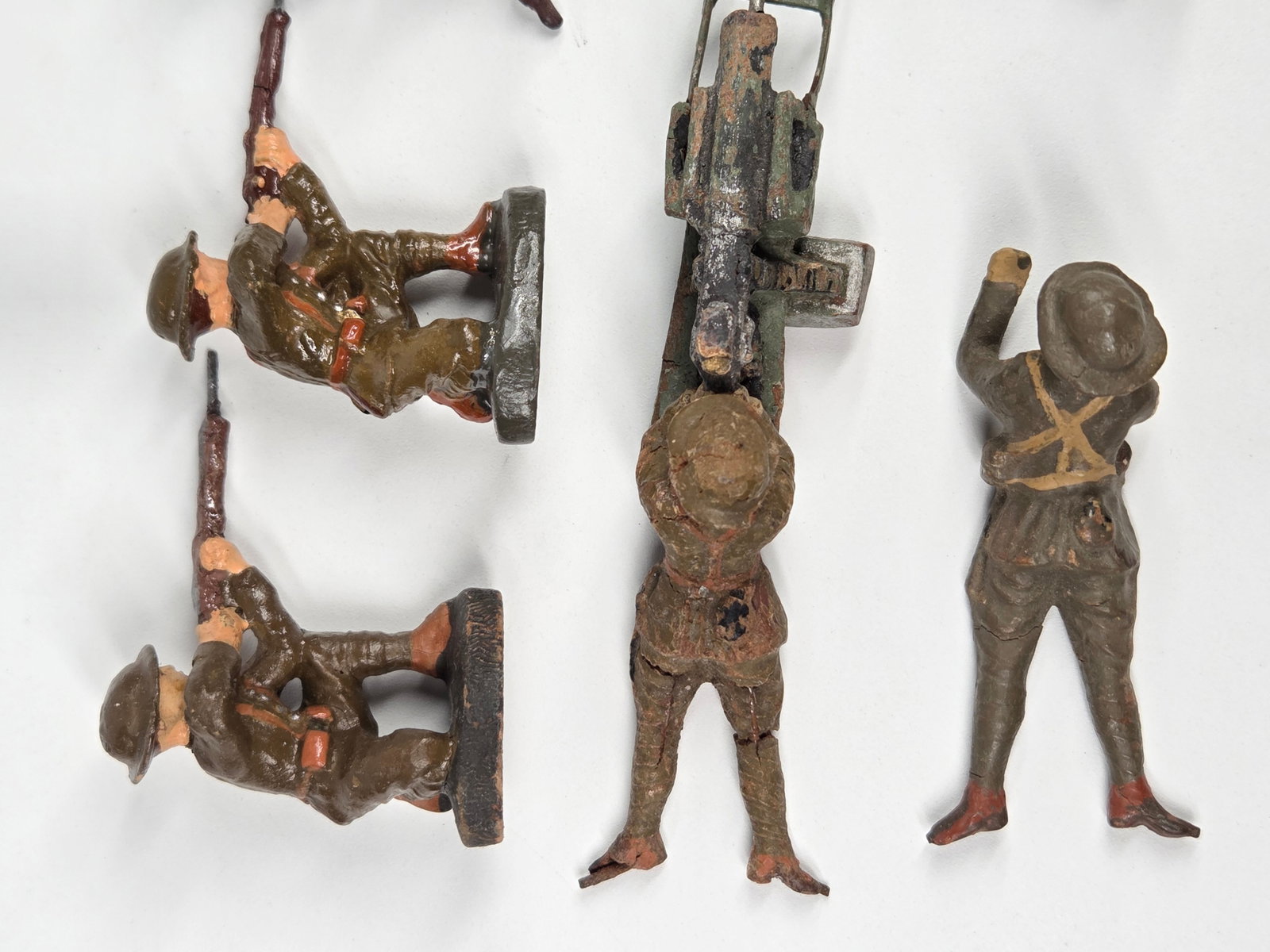 VARIOUS GERMAN ELASTOLIN COMPOSITION SOLDIERS - 2