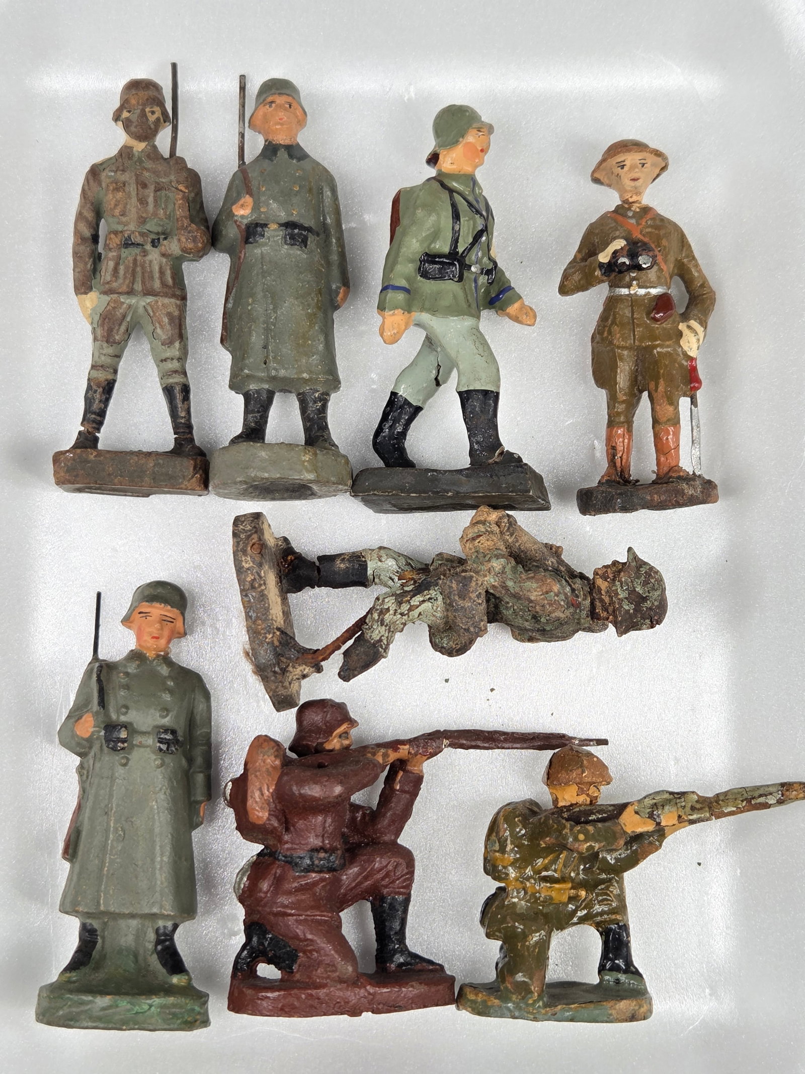 VARIOUS BRAND GERMAN COMPOSITION SOLDIERS (1 of 4)