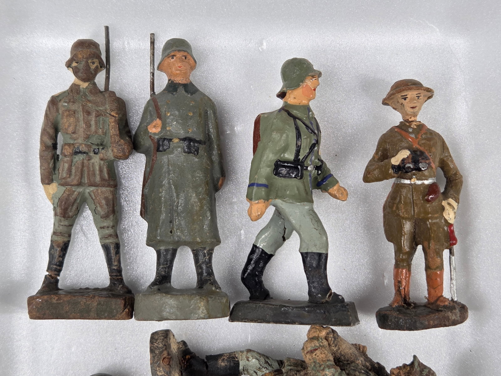 VARIOUS BRAND GERMAN COMPOSITION SOLDIERS - 2