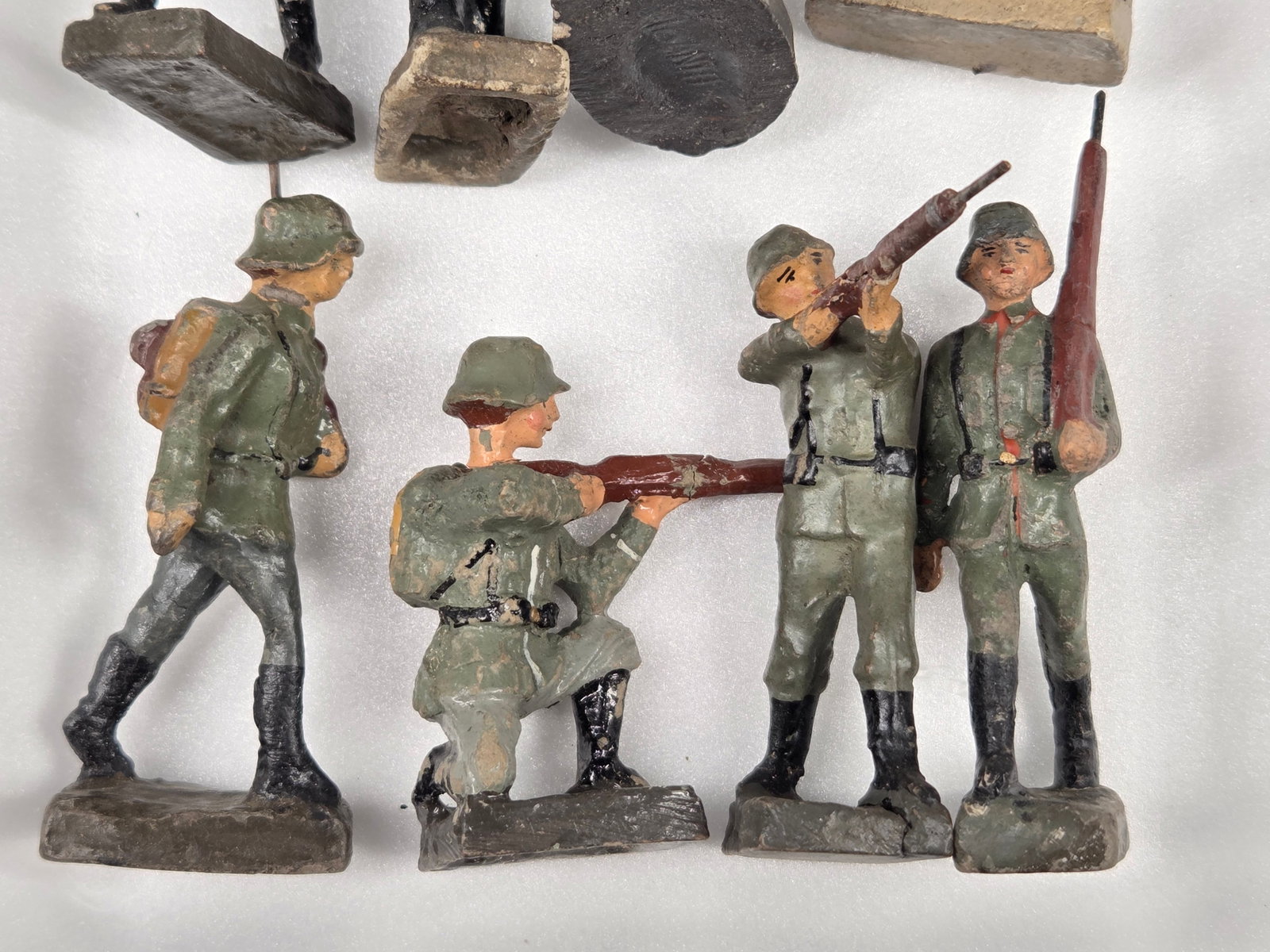 VARIOUS BRAND GERMAN COMPOSITION SOLDIERS - 3