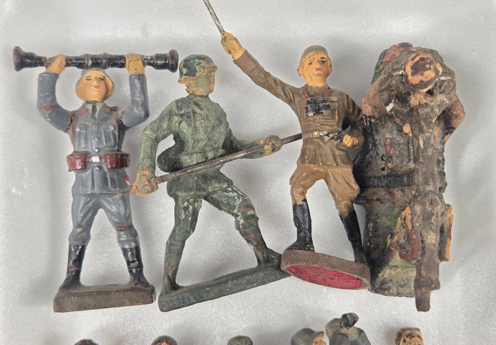 VARIOUS BRAND GERMAN COMPOSITION SOLDIERS - 3