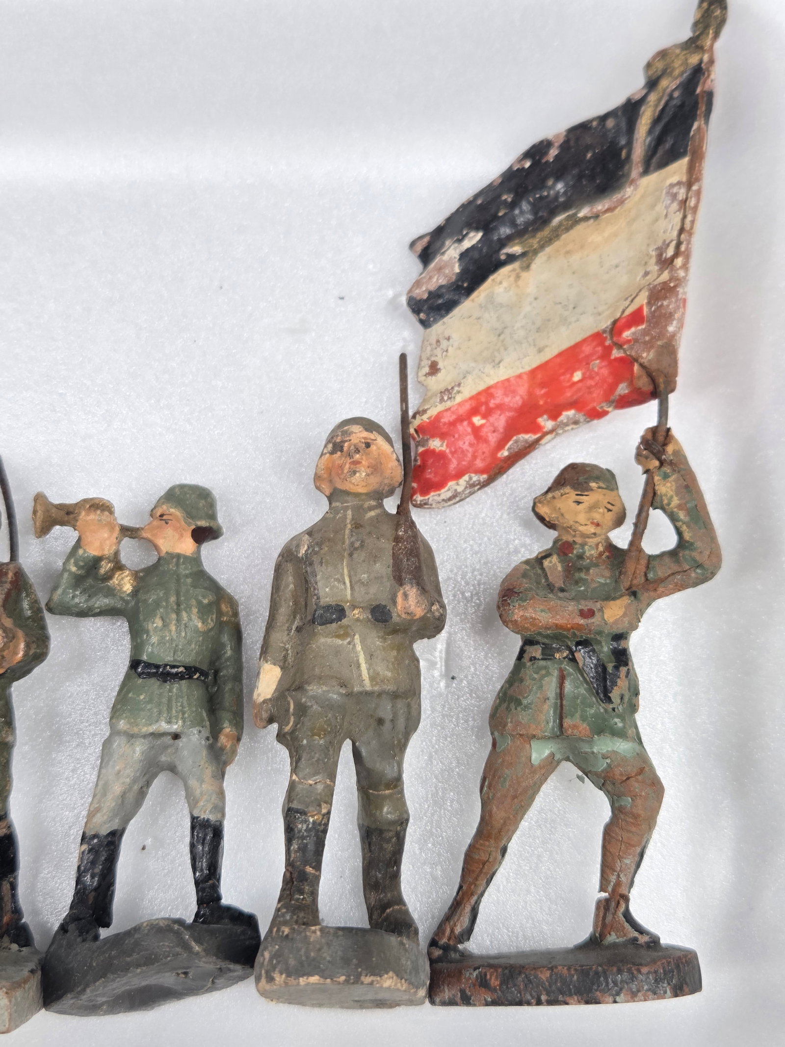VARIOUS BRAND GERMAN COMPOSITION SOLDIERS - 4