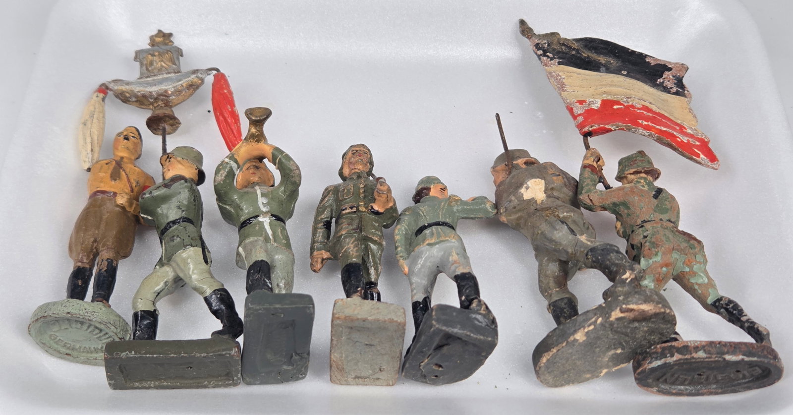 VARIOUS BRAND GERMAN COMPOSITION SOLDIERS - 5