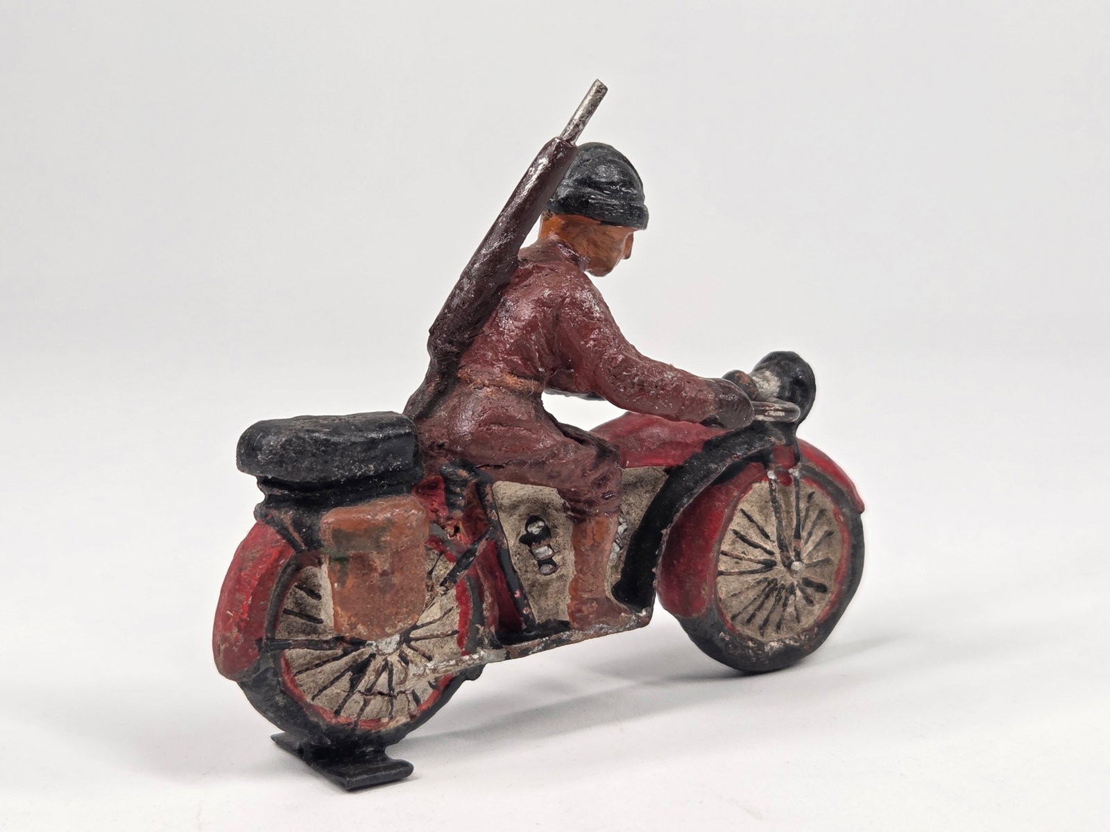GERMAN HAND PAINTED COMPOSITION SOLDIER ON MOTORCYCLE - 2