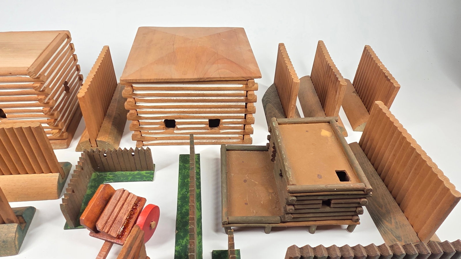 MULTIPLE WOOD FORT PLAYSET SECTIONS - 3