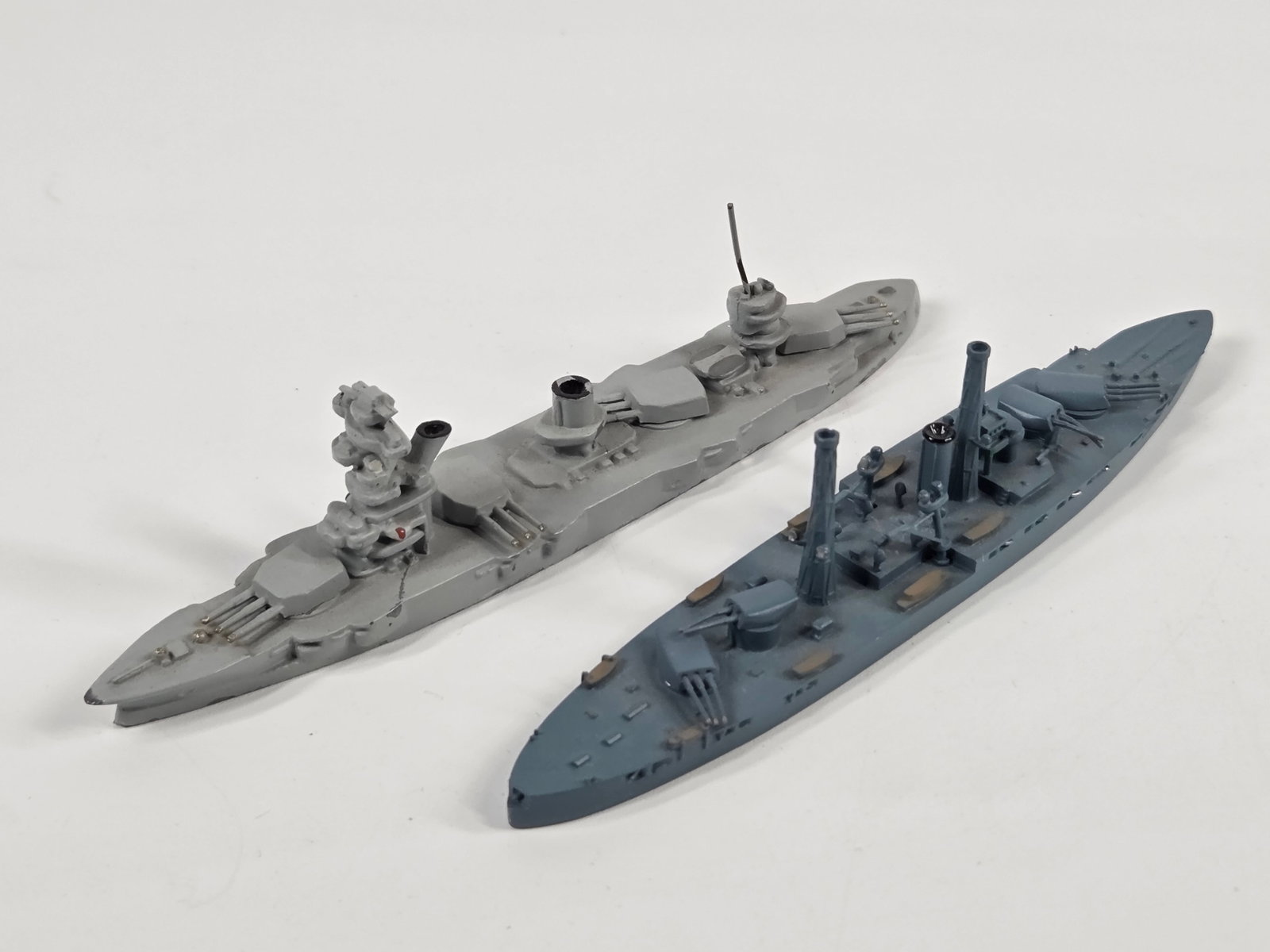 4) COMET AUTHENTICAST LEAD BATTLESHIPS - 2