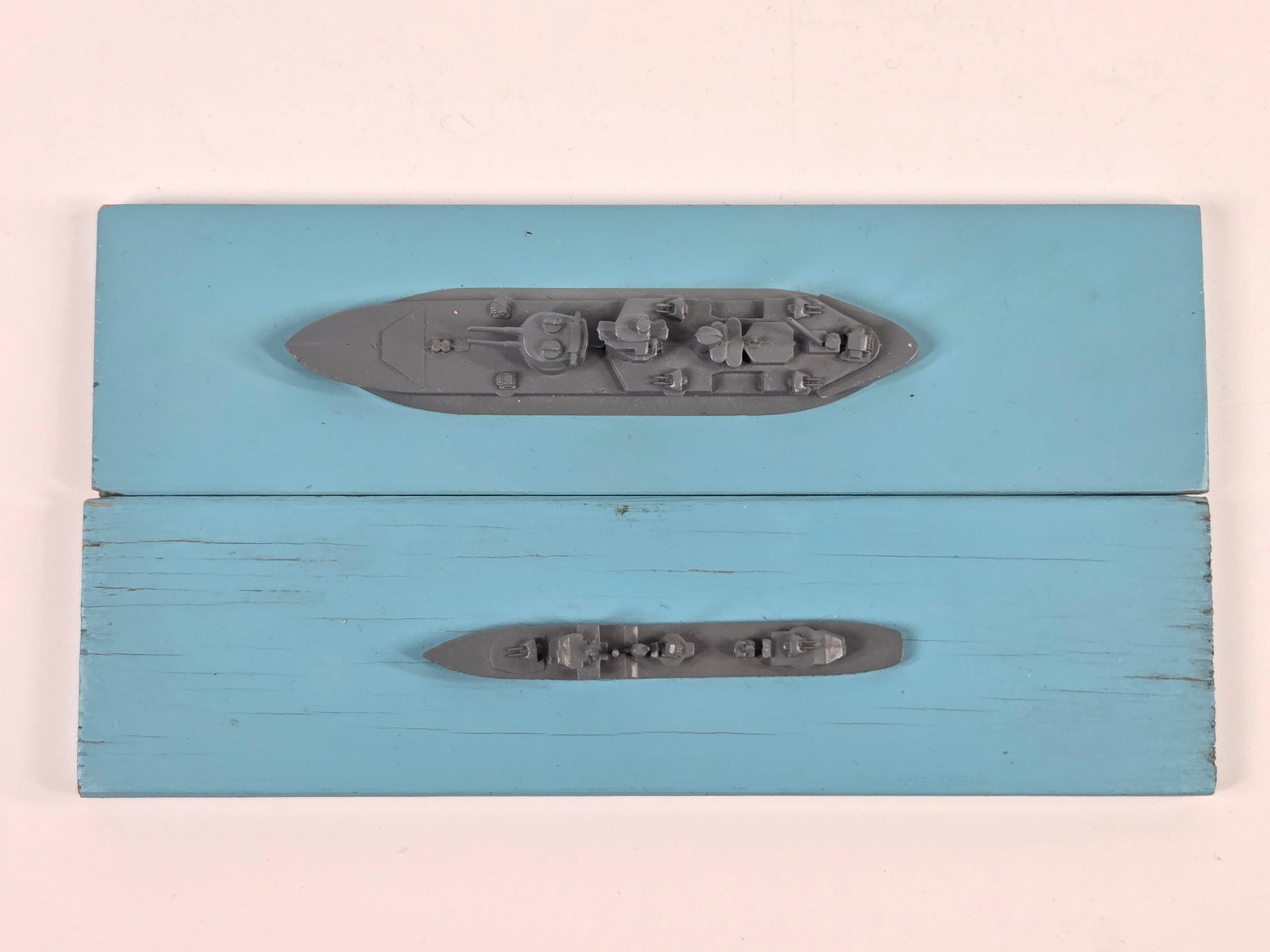 4) COMET AUTHENTICAST LEAD BATTLESHIPS - 4