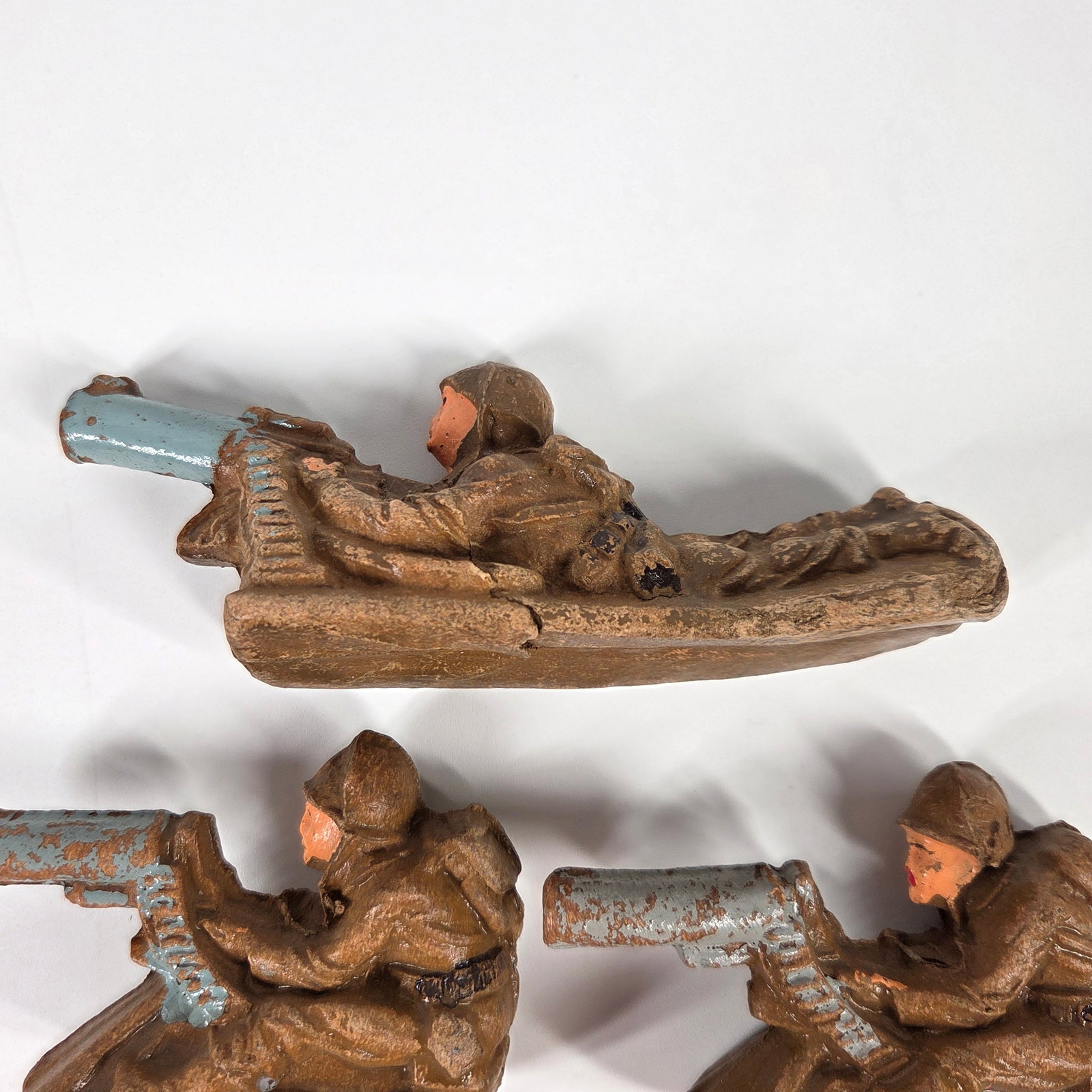 5) VINTAGE PAINTED COMPOSITION SOLDIERS - 6