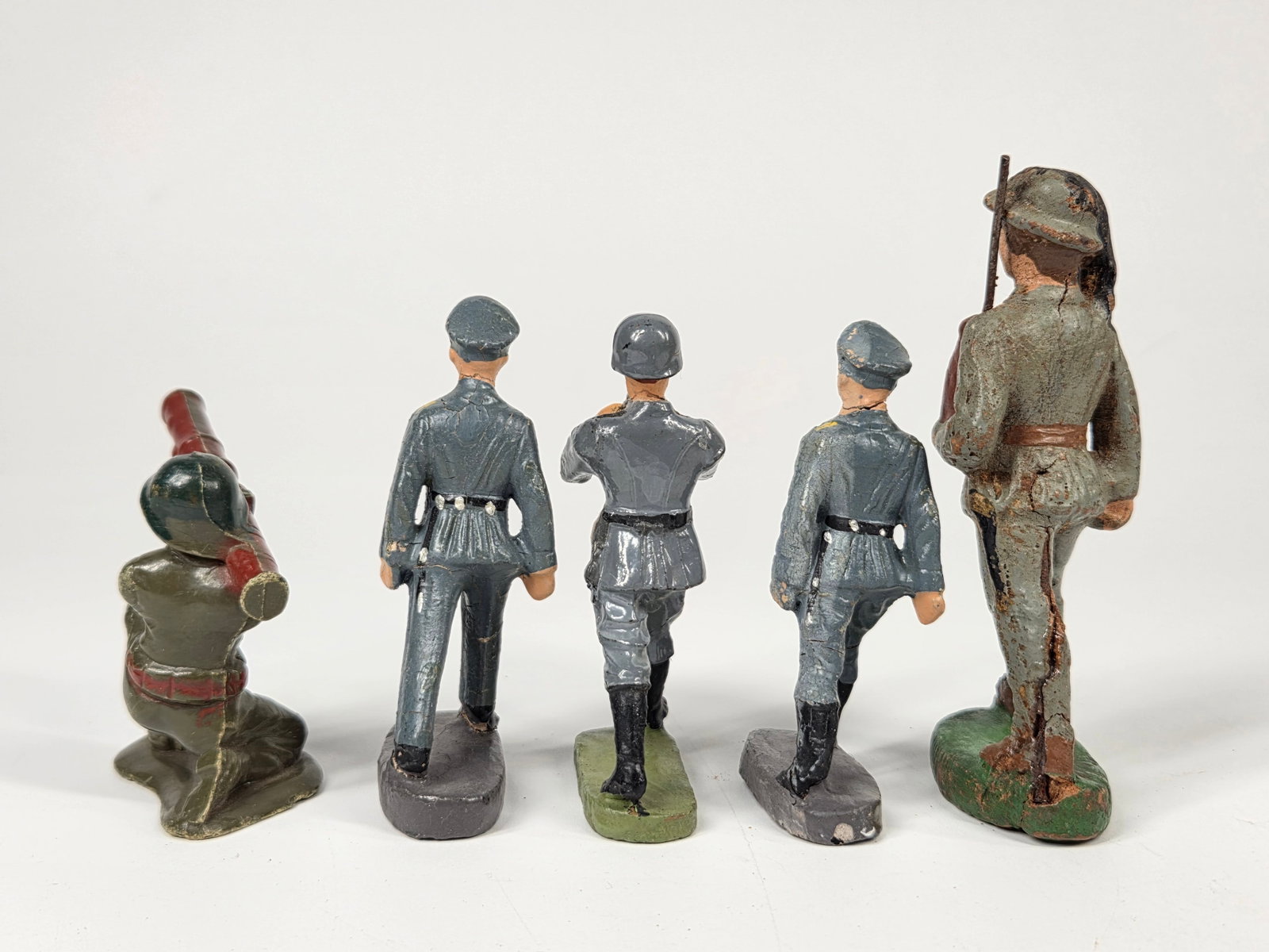 5) VARIOUS BRAND / SCALE COMPOSITION SOLDIERS - 4