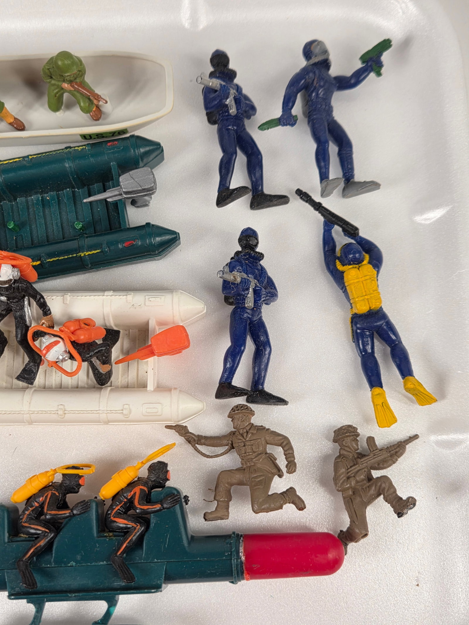 VARIOUS PLASTIC FIGURES W/ ACCESSORIES - 4