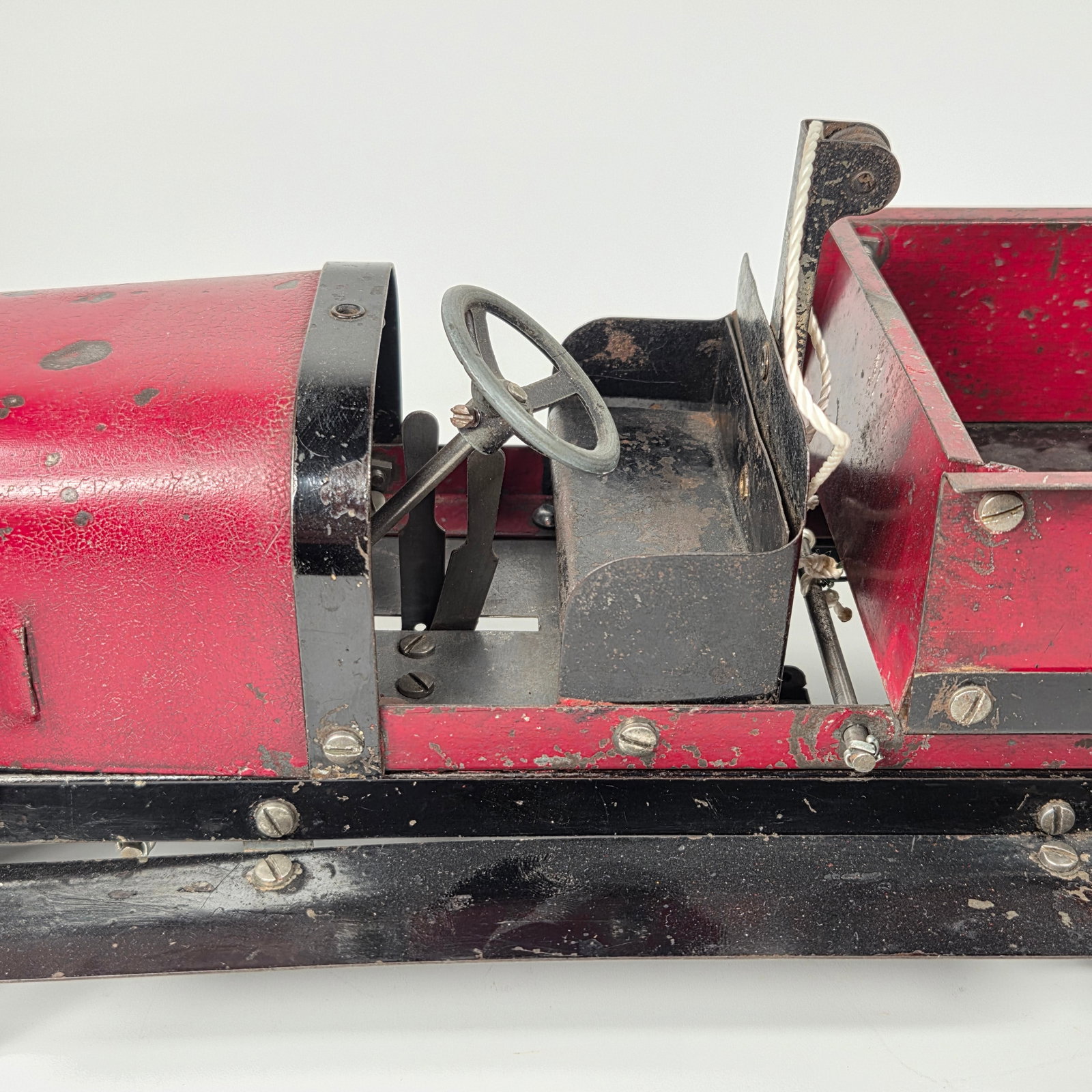 STRUCTO CLOCKWORK PRESSED STEEL DUMP TRUCK - 4