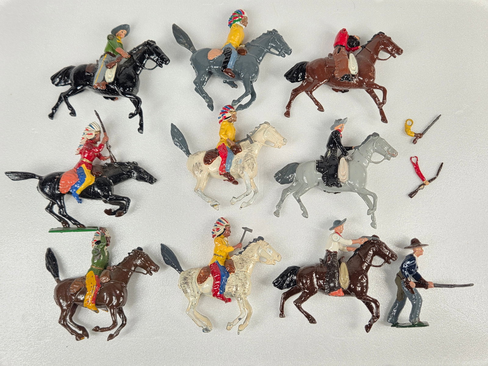 ASSORTED LOT JOHILLCO LEAD PAINTED COWBOYS INDIANS (1 of 6)