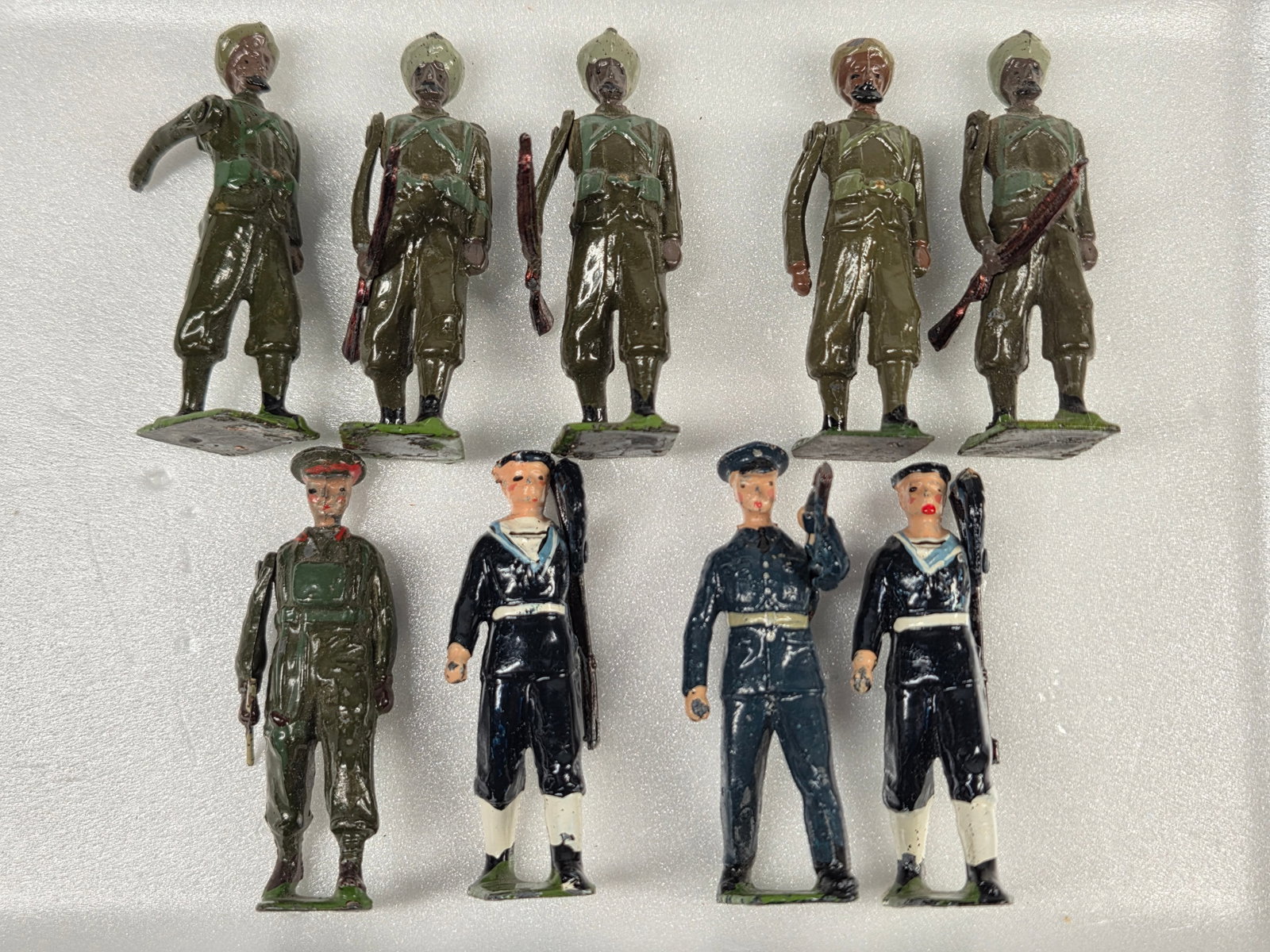 ASSORTED LOT PAINTED LEAD SOLDIERS SIKH, NAVY (1 of 4)