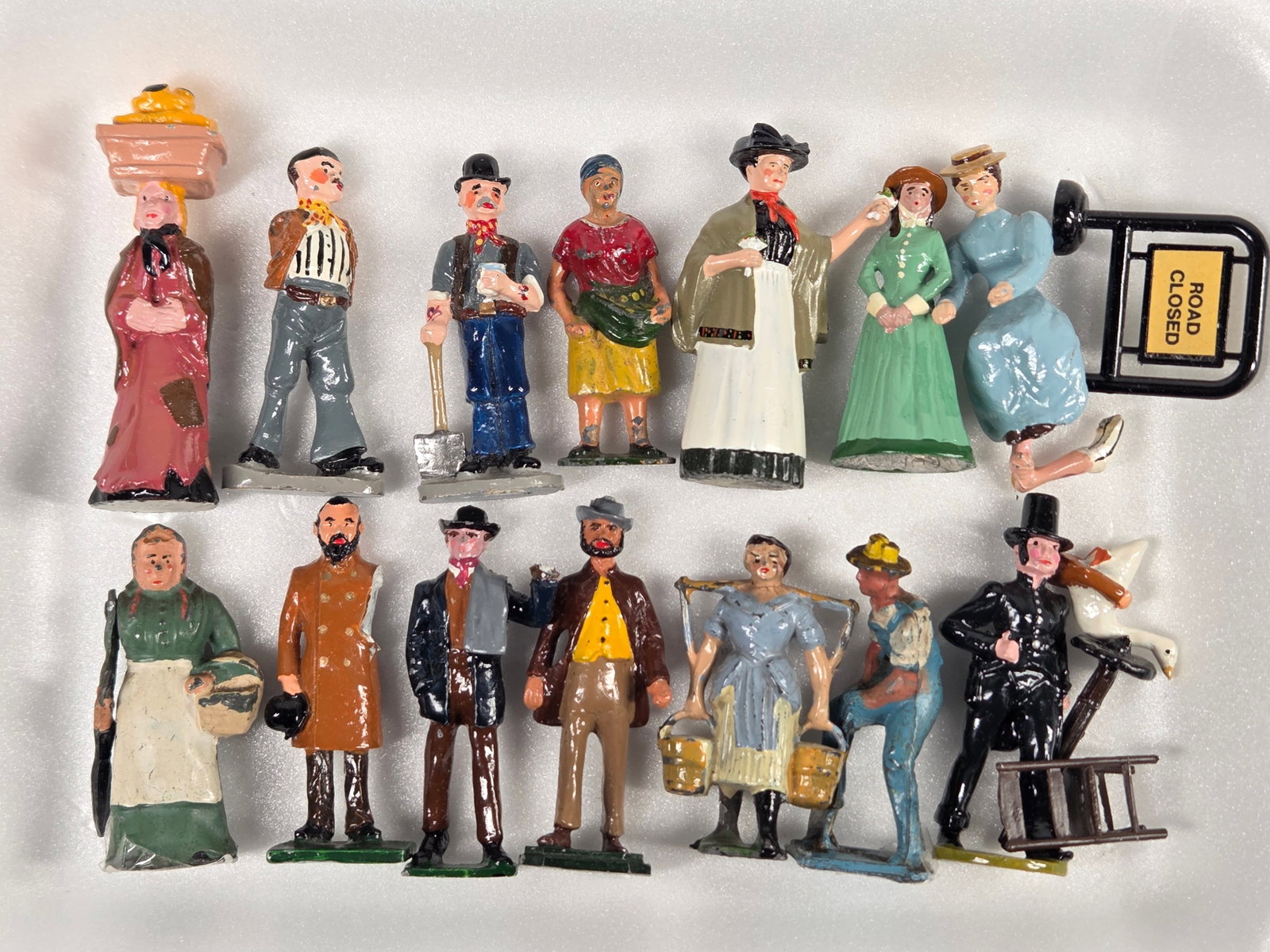 LARGE ASSORTMENT LEAD PAINTED CIVILIANS LADIES (1 of 4)