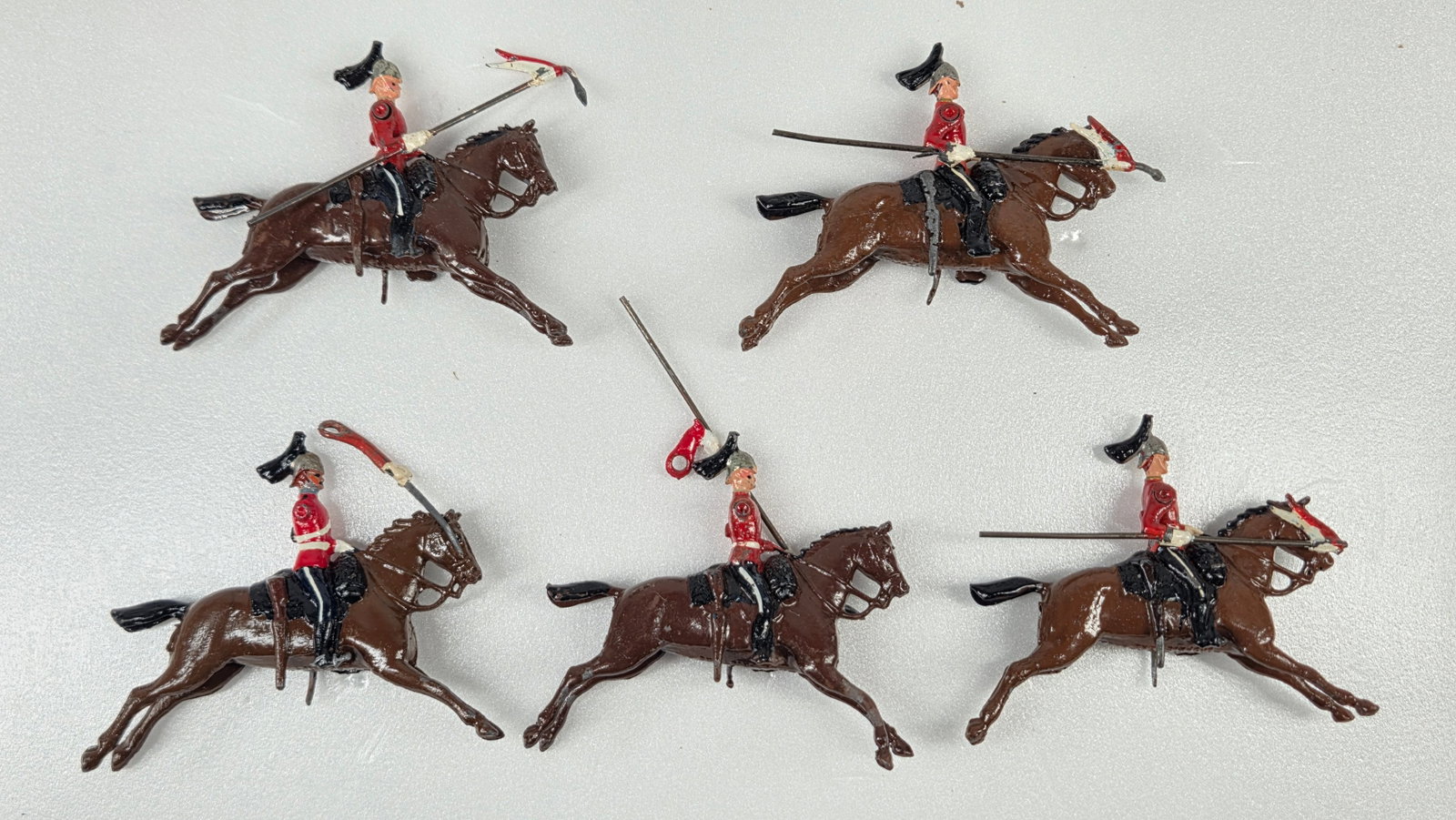 5) BRITAINS LEAD 2ND DRAGOON GUARDS QUEEN'S BAYS (1 of 4)