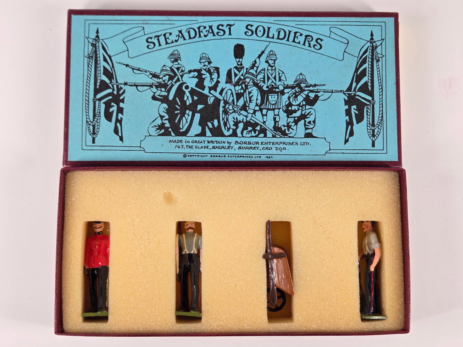 4) STEADFAST SF72 PAINTED LEAD WORKERS WHEELBARROW: SET REMAINS IN GOOD CONDITION, SHOWING SOME TYPICAL PAINT / USAGE WEAR. CUSTOM BOX.