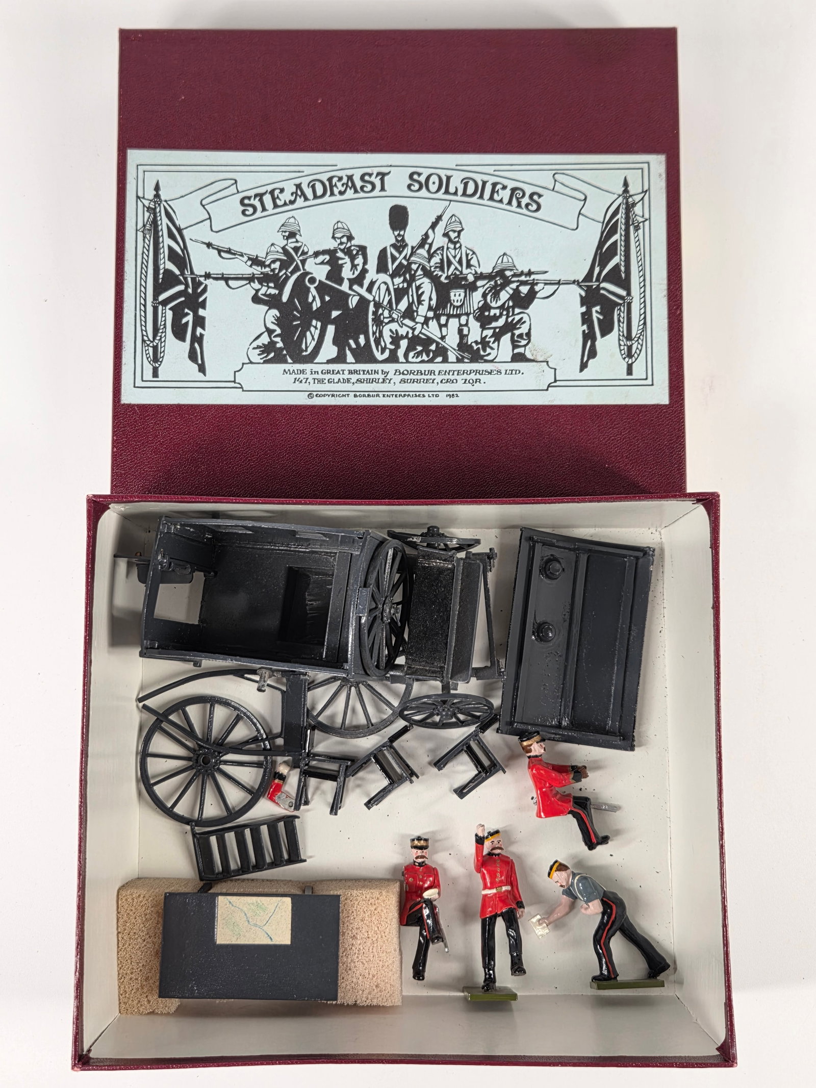 STEADFAST SF84 OFFICE WAGON MK II & SOLDIERS (1 of 6)