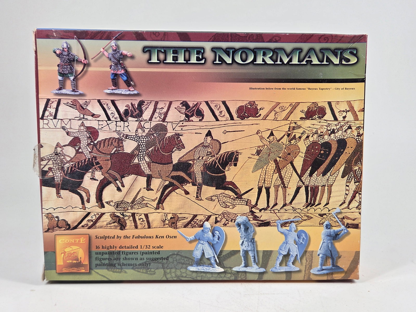 CONTE THE NORMANS UNPAINTED PLASTIC FIGURES IN BOX (1 of 3)