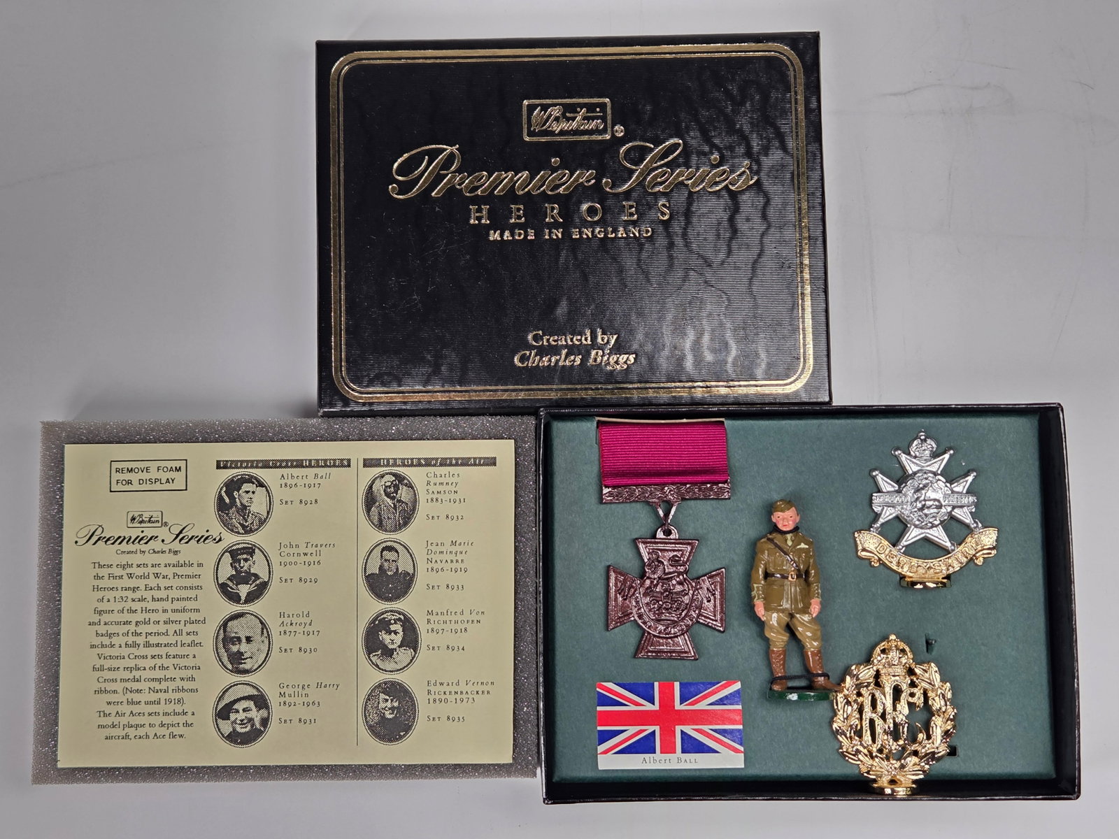 BRITAINS PREMIER 8928 ALBERT BALL VICTORIA CROSS: PREMIER SERIES SET REMAINS IN VERY GOOD CONDITION IN ORIGINAL BOX