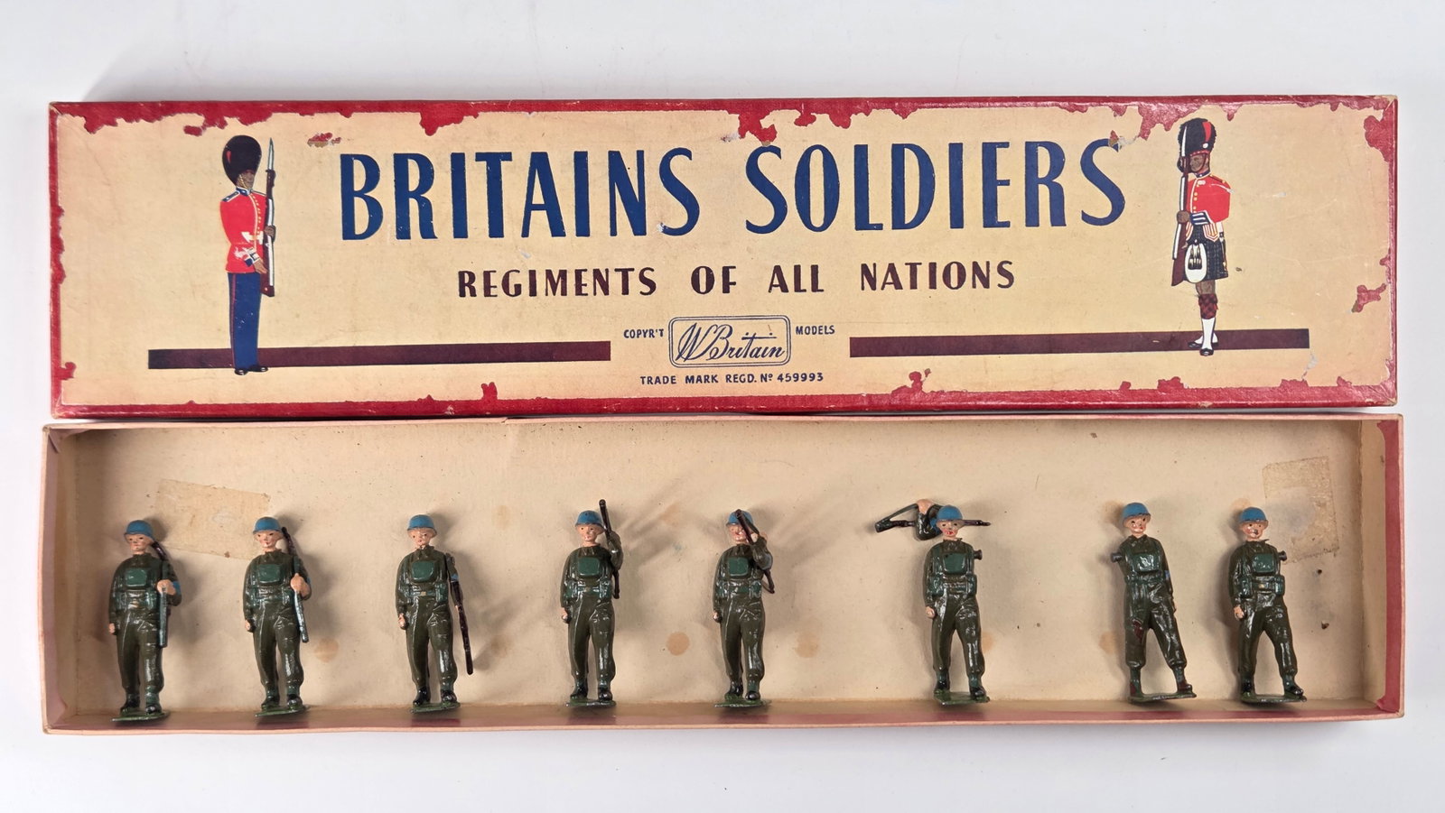 8) BRITAINS BRITISH AIR FORCE BLUE HELMETS SOLDIERS (1 of 5)