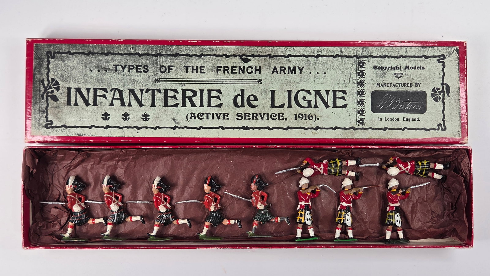 10) BRITAINS GORDON HIGHLANDERS PAINTED LEAD (1 of 5)