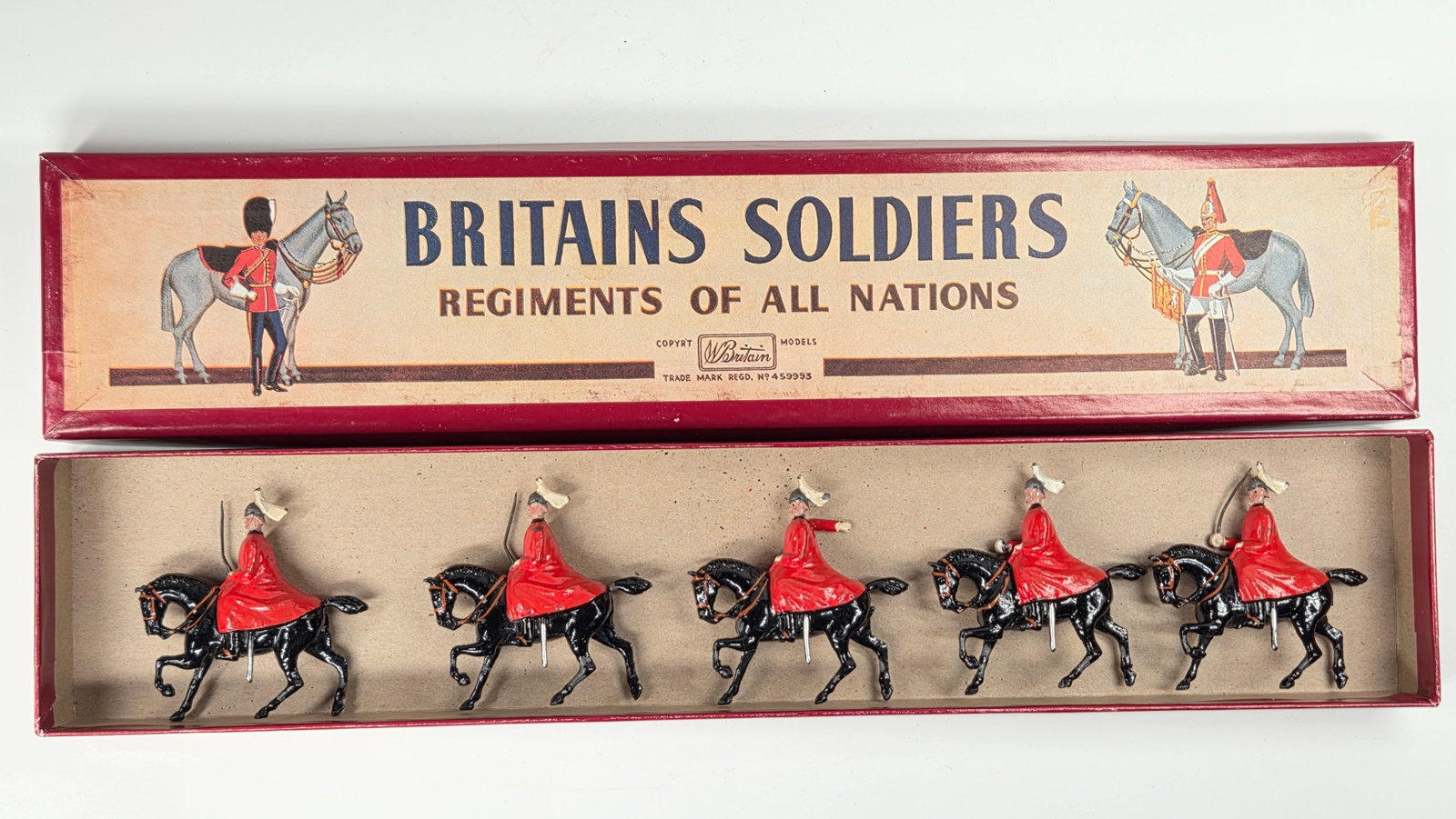 5) BRITAINS MOUNTED LIFE GUARDS IN WINTER GEAR (1 of 5)