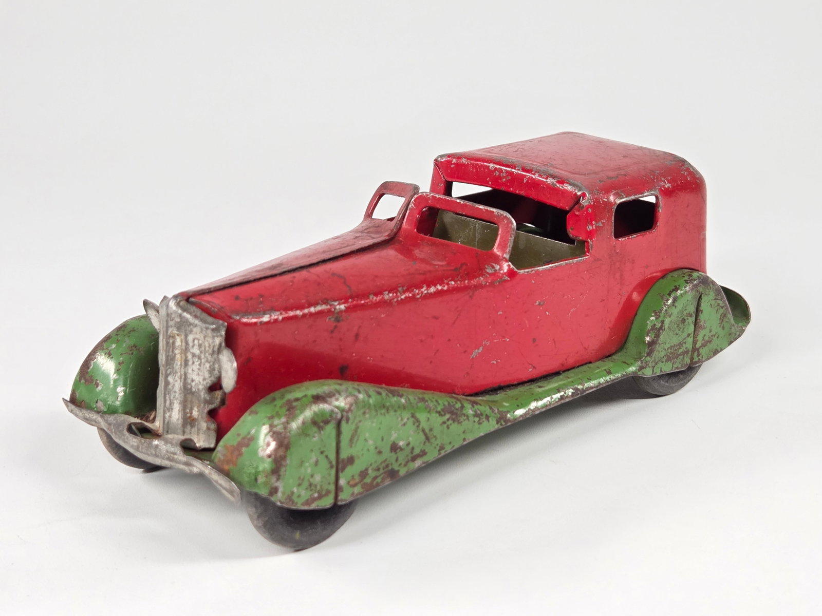 MARX WYANDOTTE PRESSED STEEL CADILLAC (1 of 5)