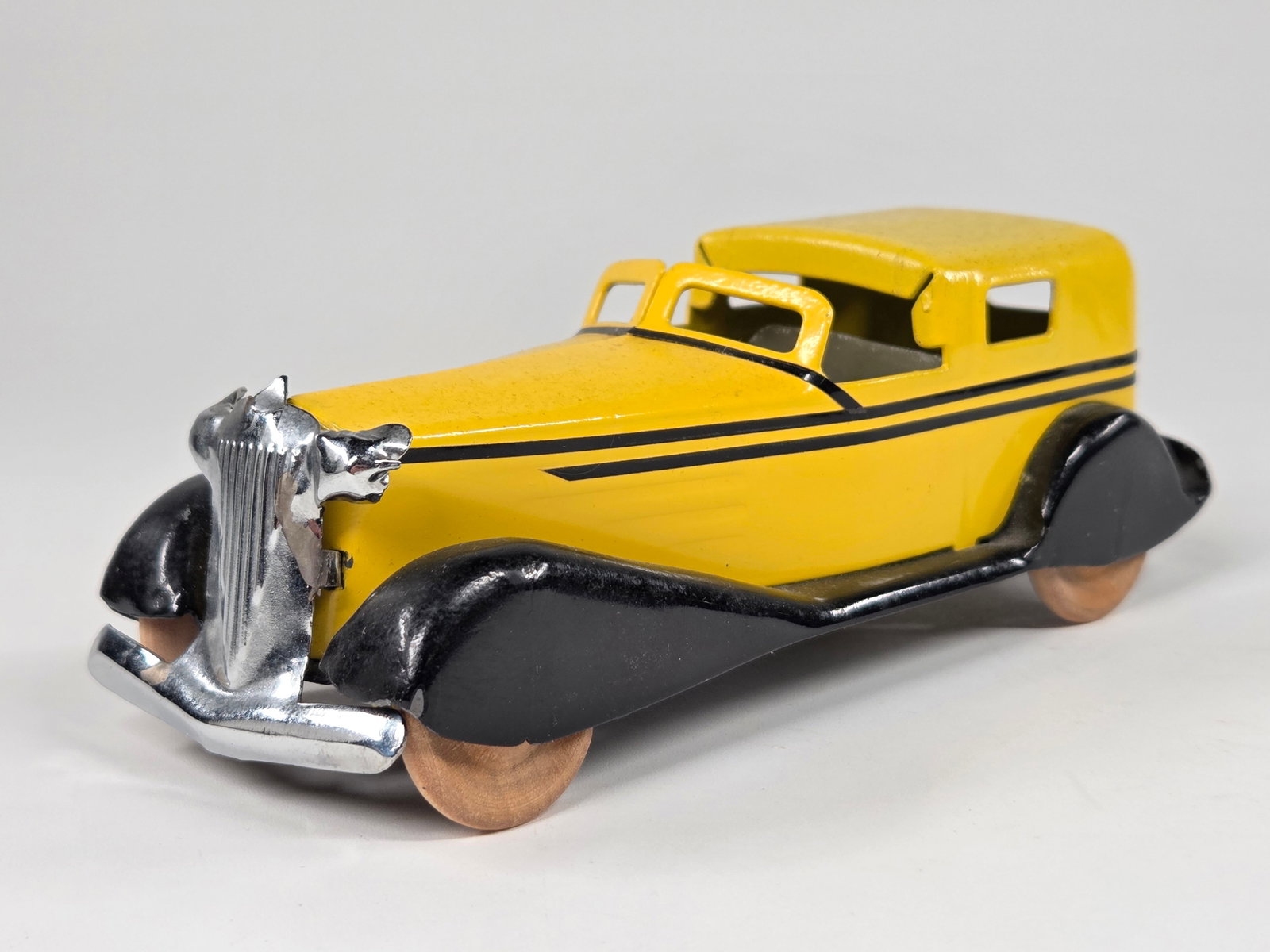 CUSTOM RESTORED PRESSED STEEL CADILLAC (1 of 5)
